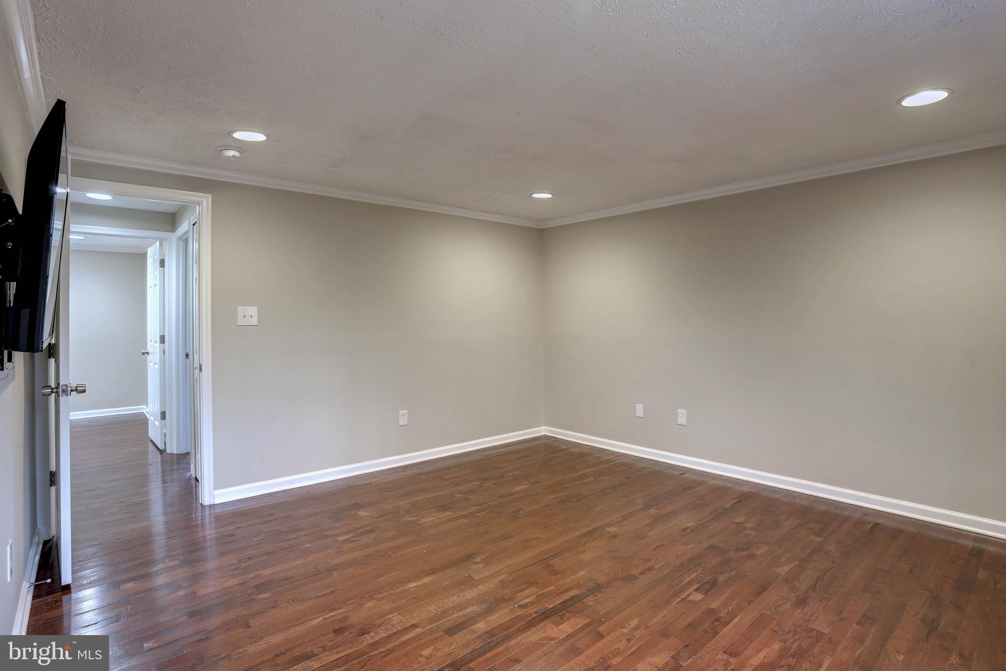 Real estate listing preview #23