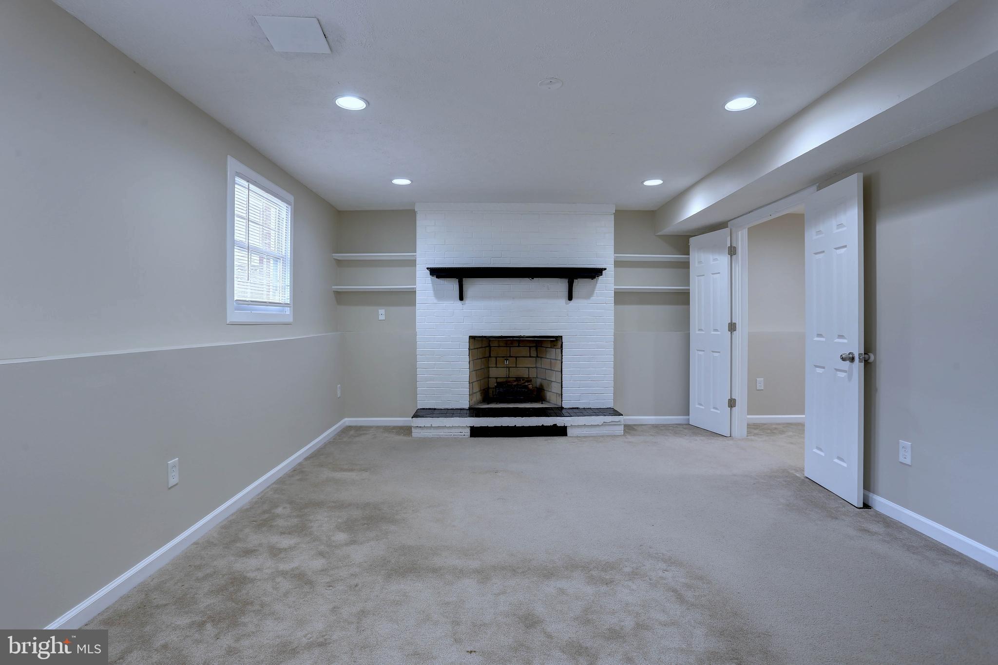 Real estate listing preview #25