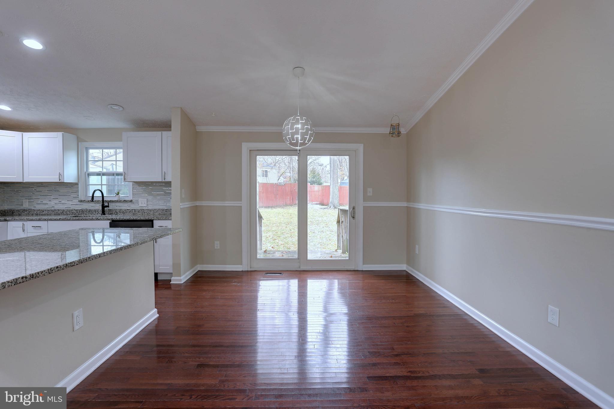 Real estate listing preview #10