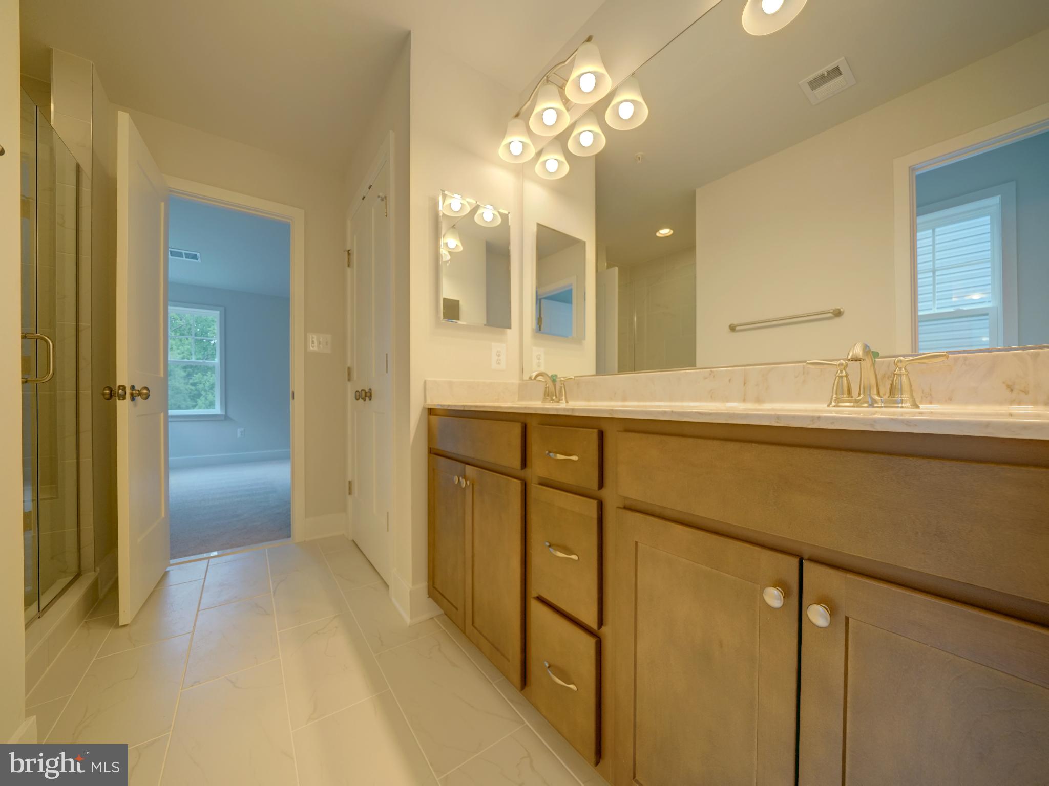 Real estate listing preview #49