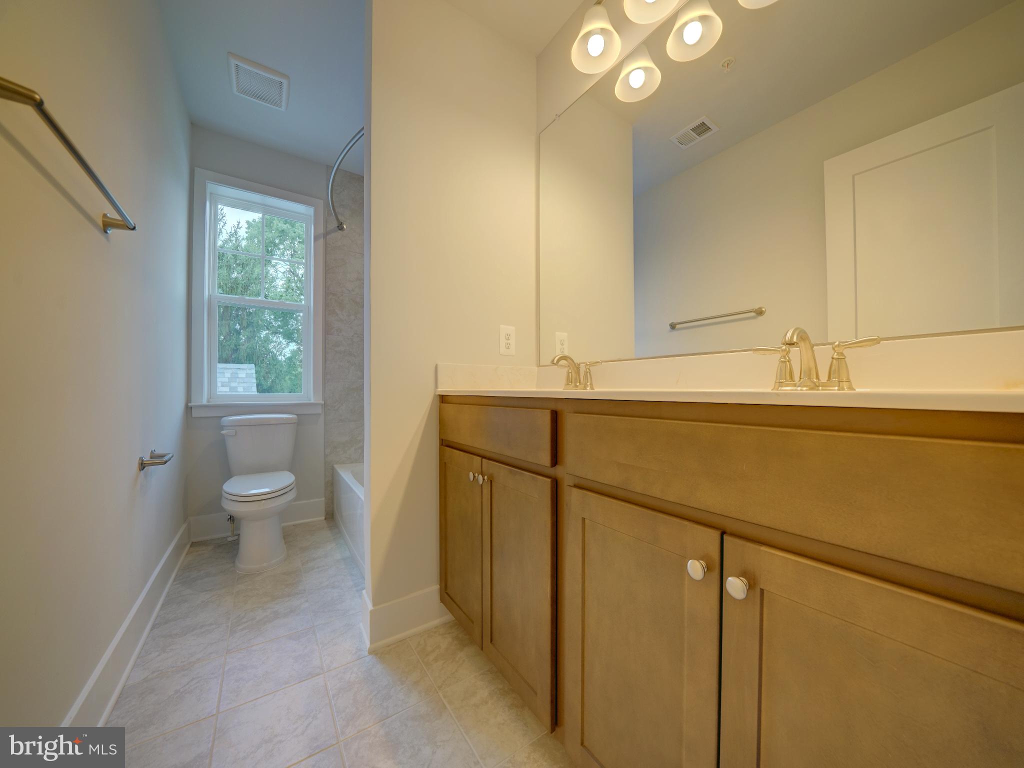 Real estate listing preview #35