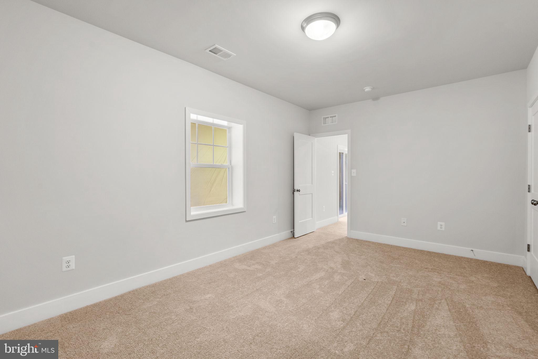 Real estate listing preview #59