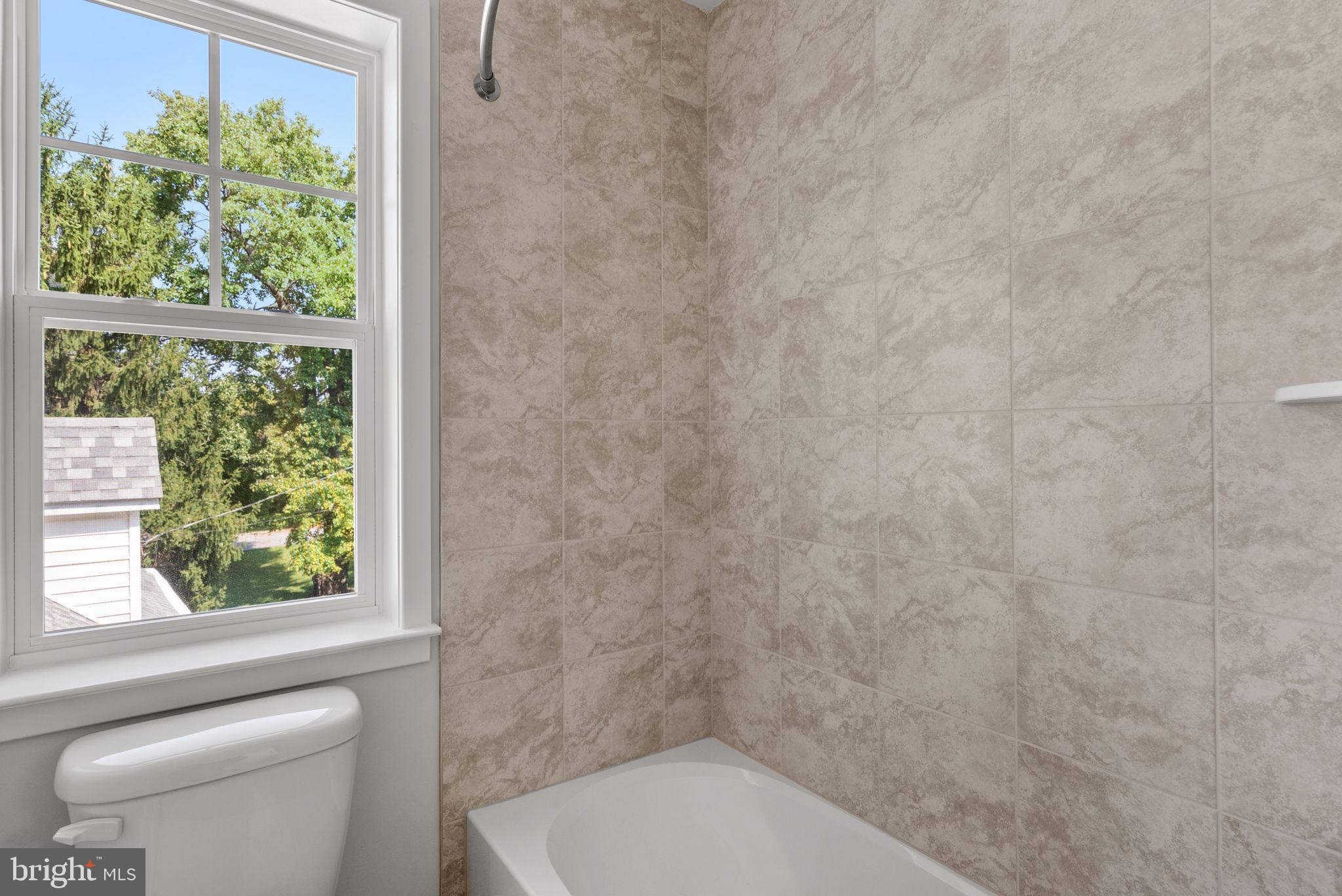 Real estate listing preview #33