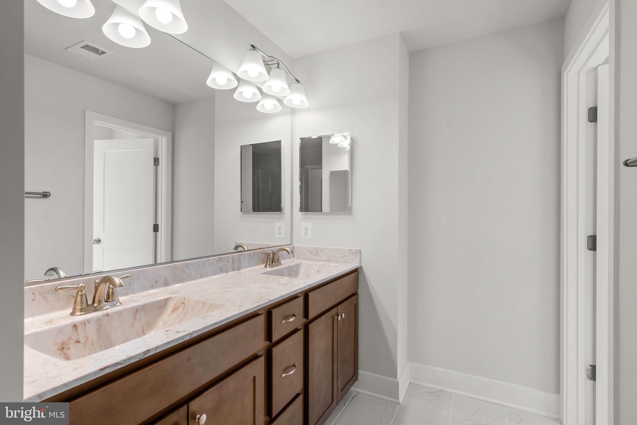 Real estate listing preview #46