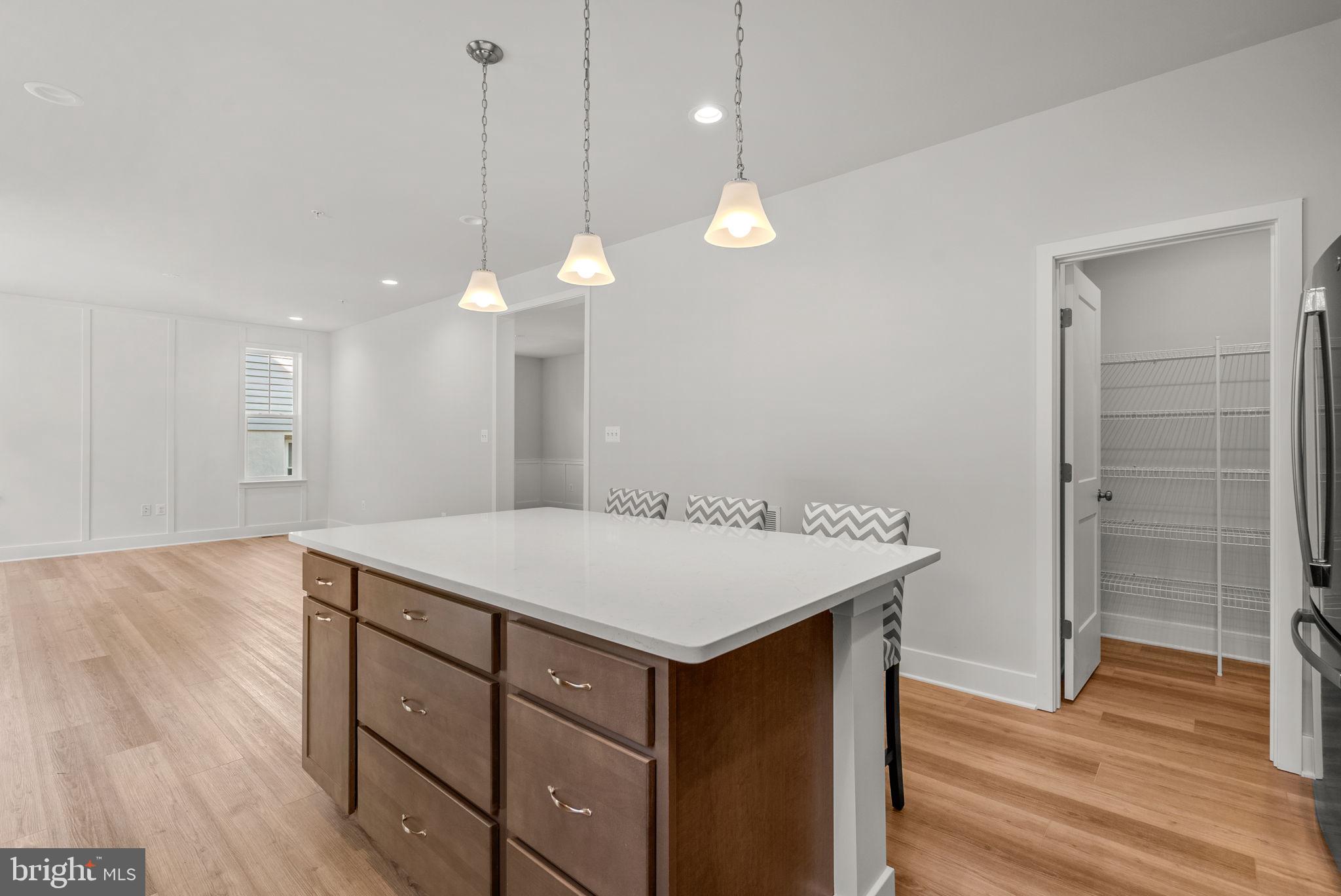 Real estate listing preview #13