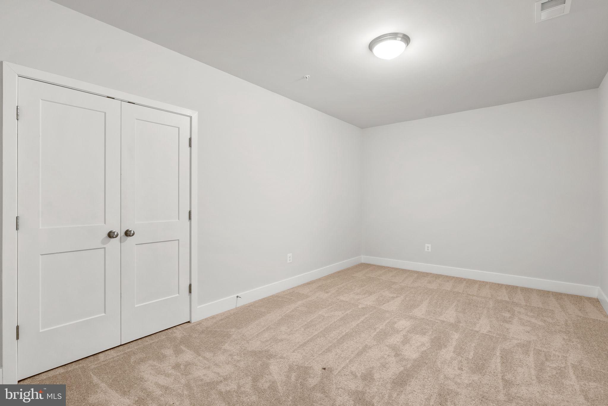 Real estate listing preview #58