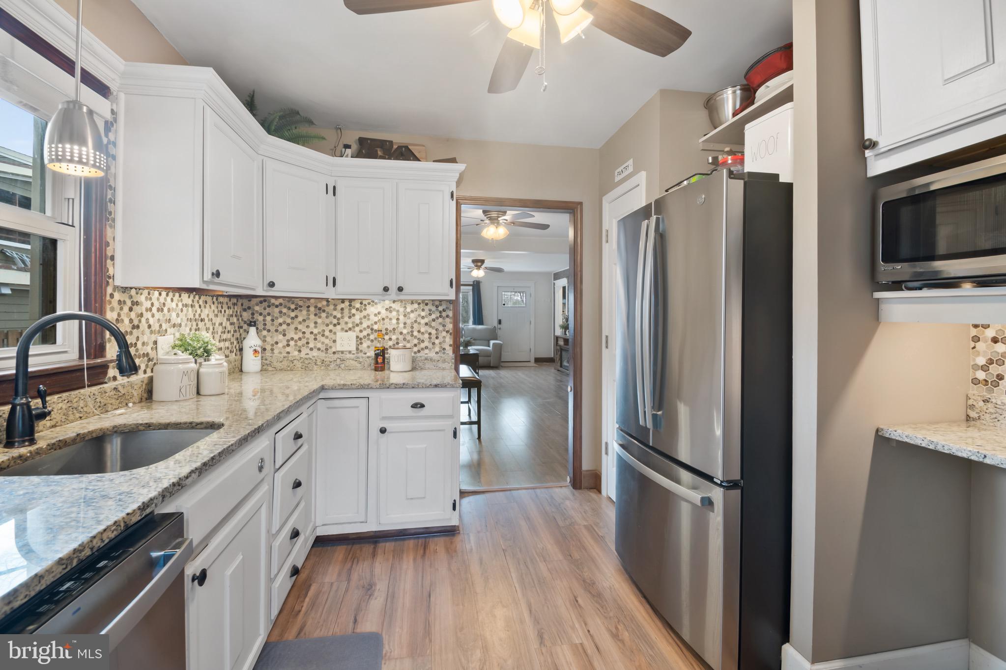 Real estate listing preview #11