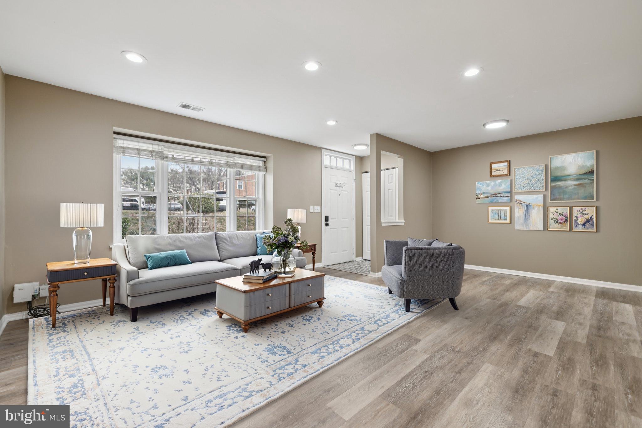 Real estate listing preview #7