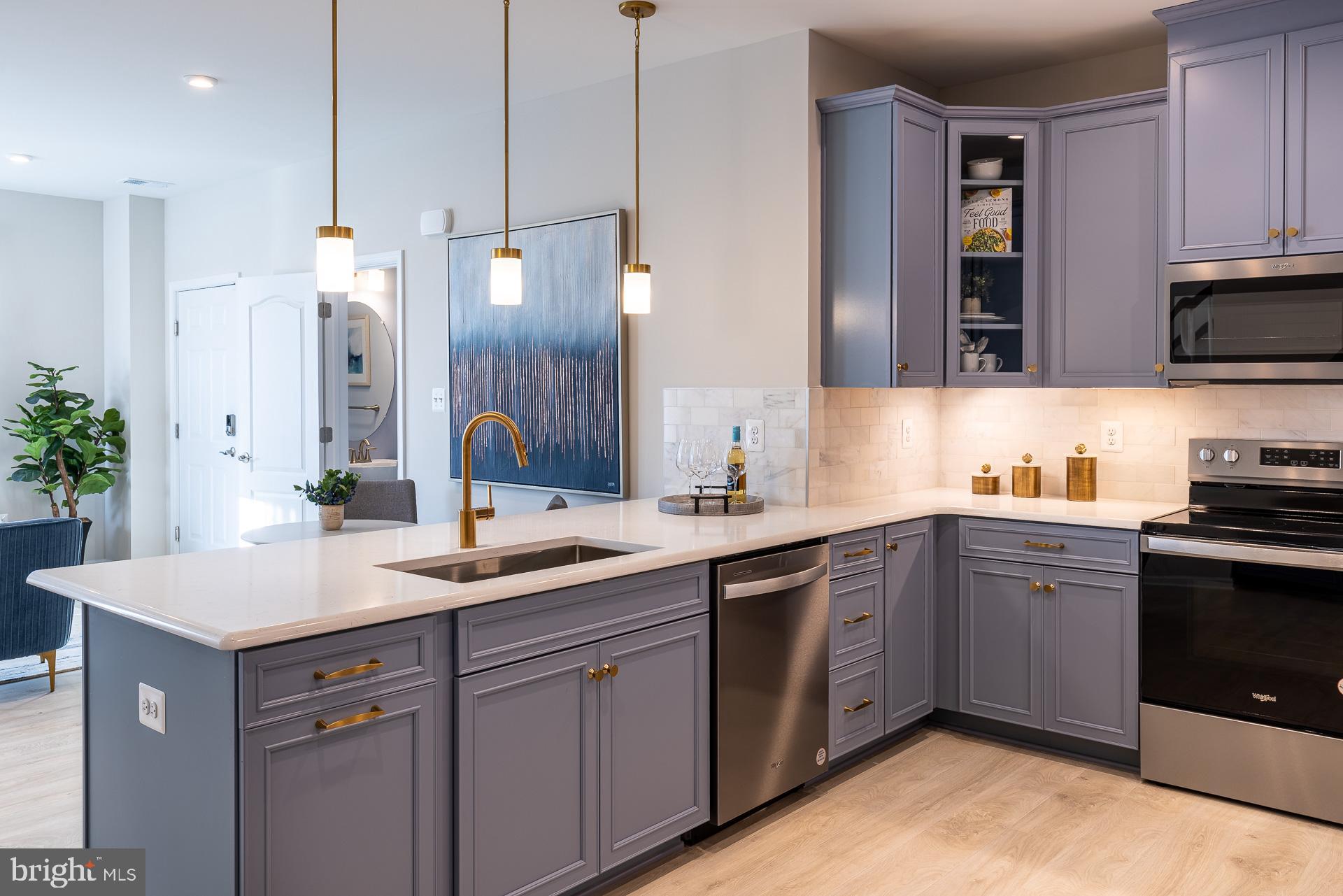 Real estate listing preview #3