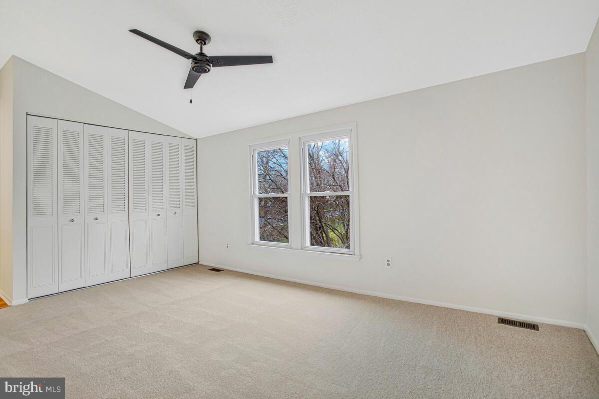 Real estate listing preview #18