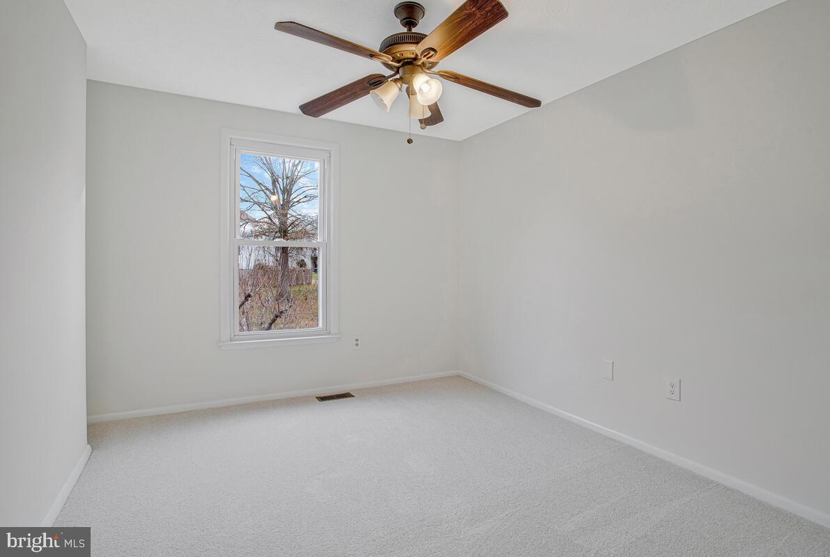 Real estate listing preview #24