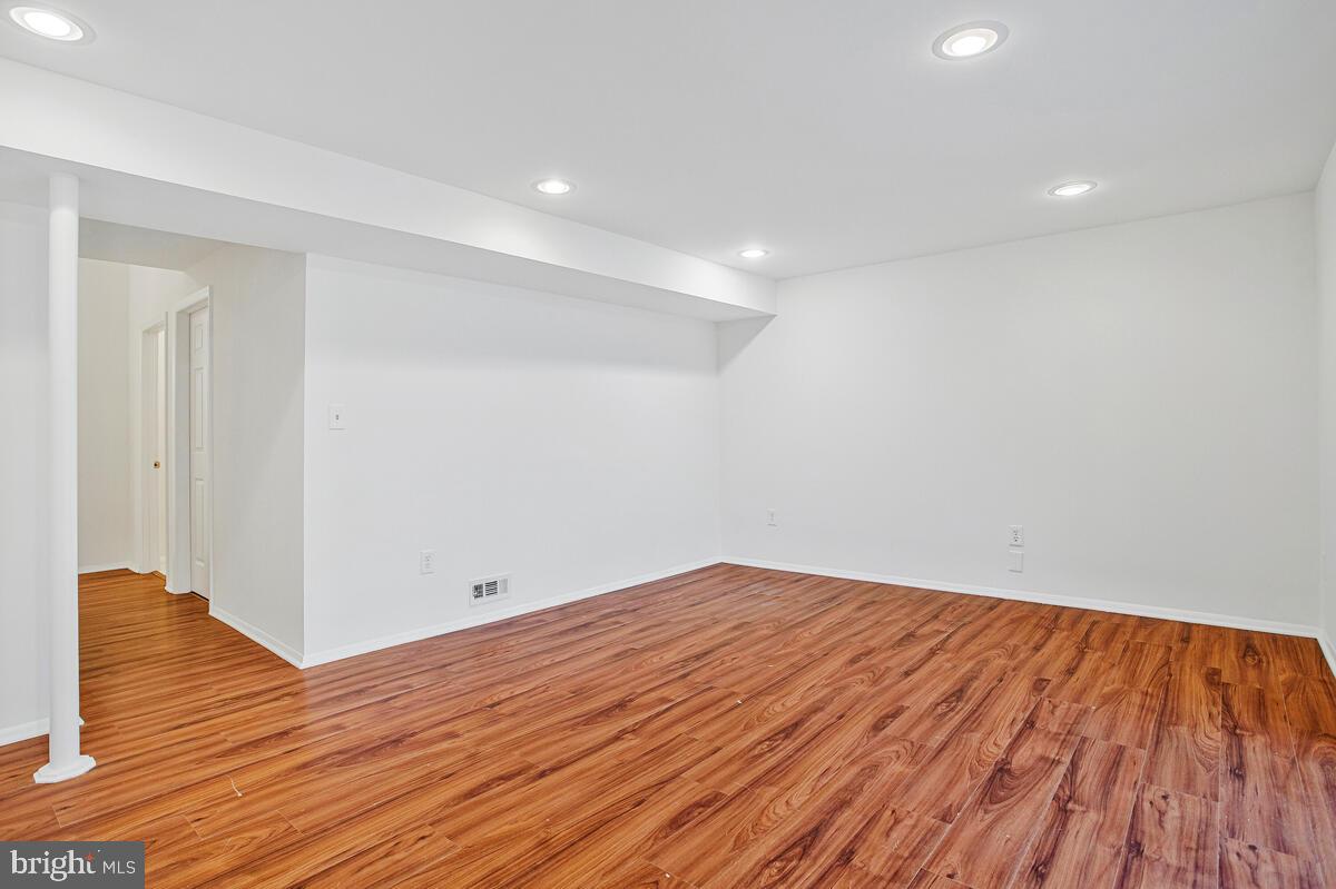 Real estate listing preview #31