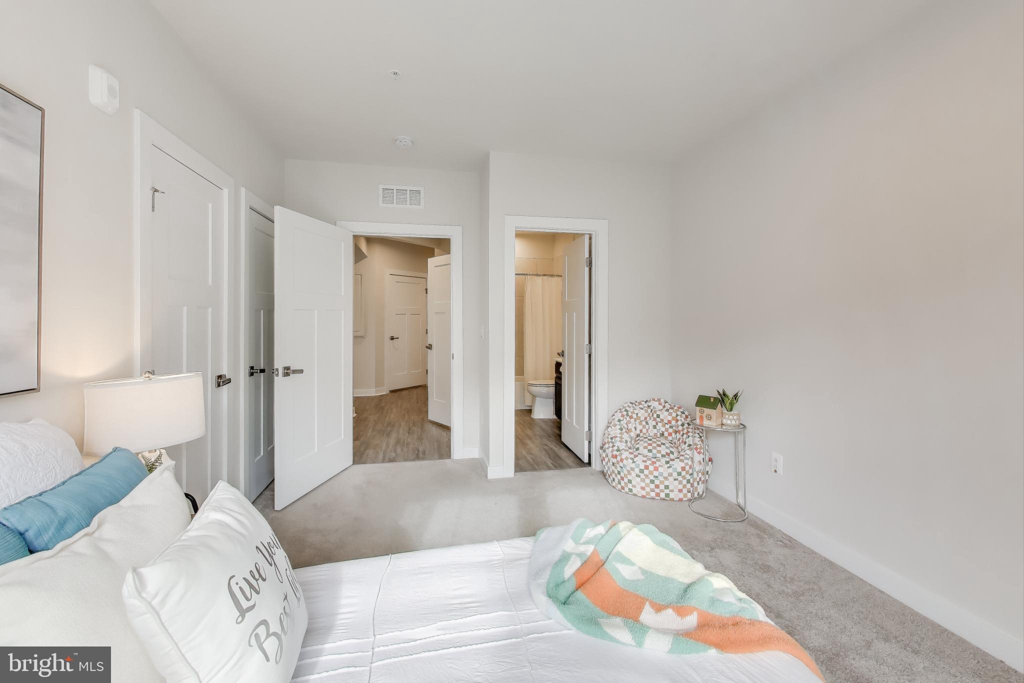 Real estate listing preview #21