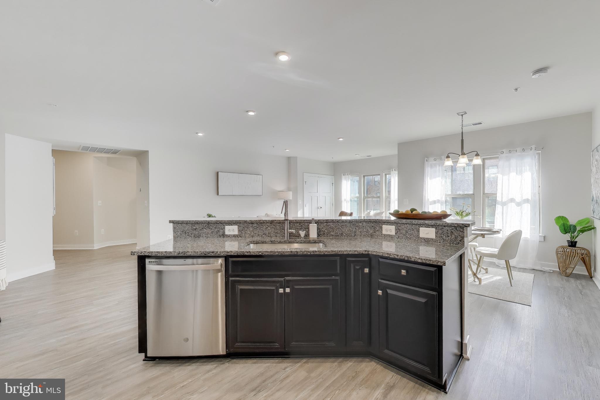 Real estate listing preview #6