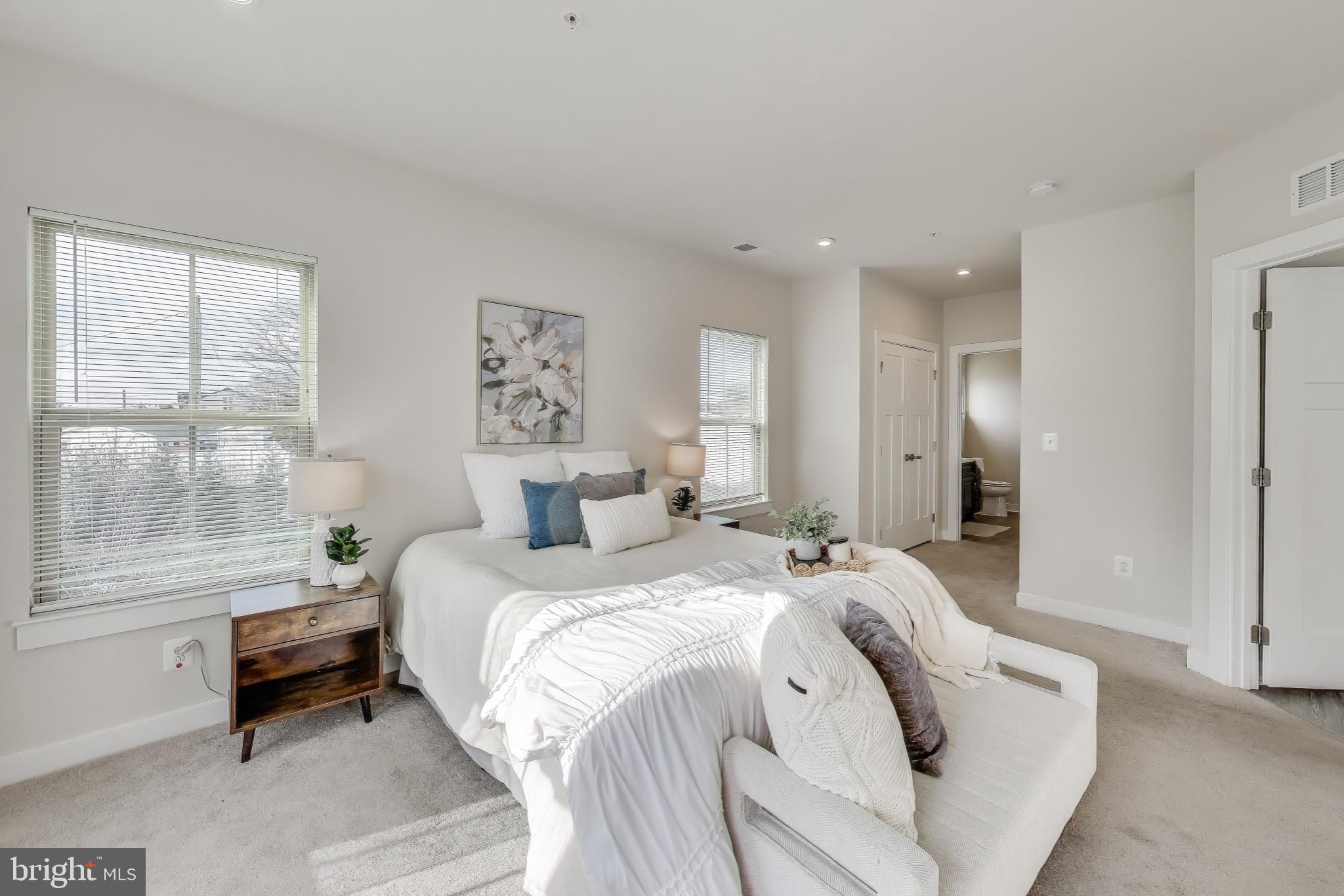 Real estate listing preview #15