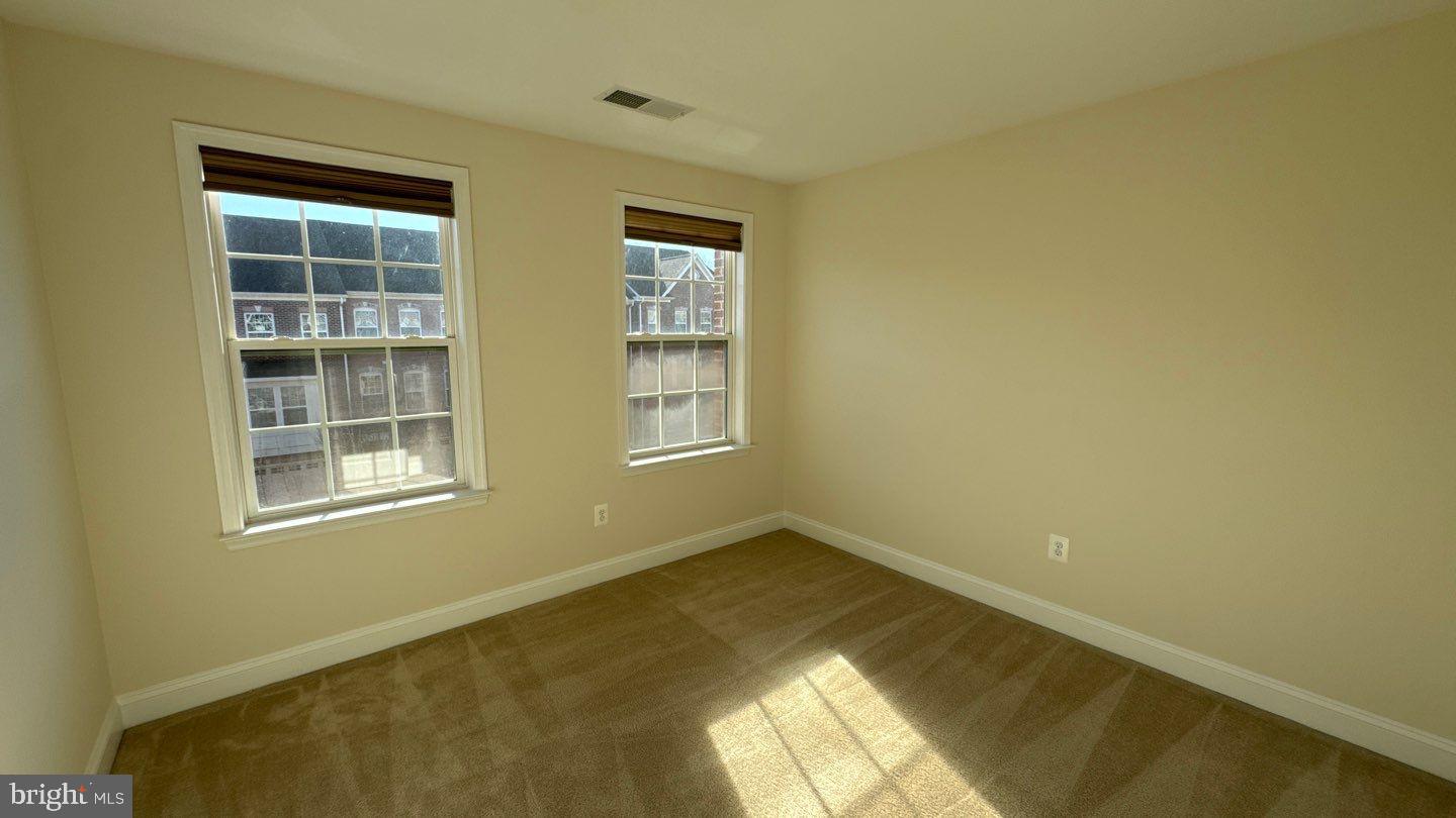 Real estate listing preview #23