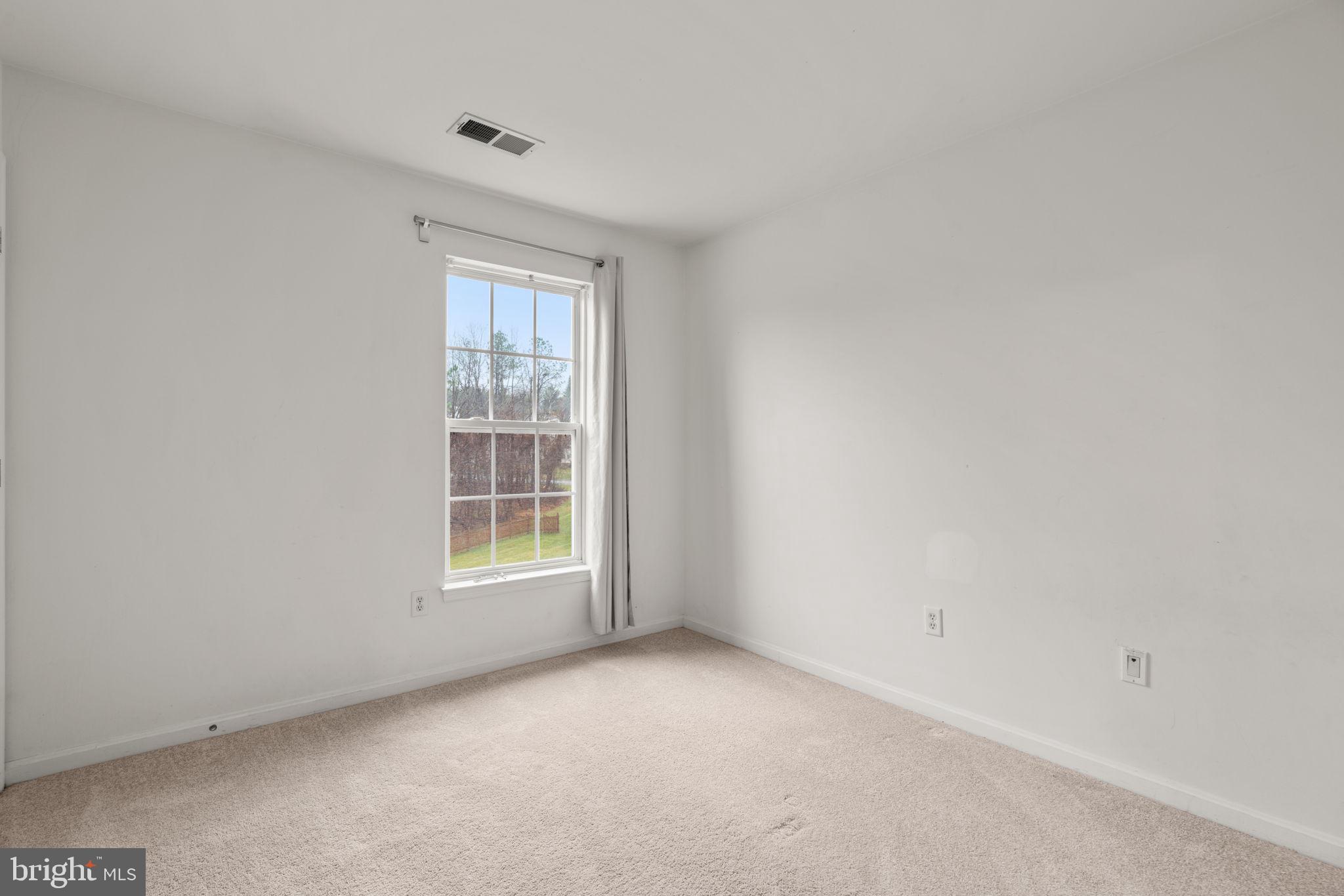 Real estate listing preview #15