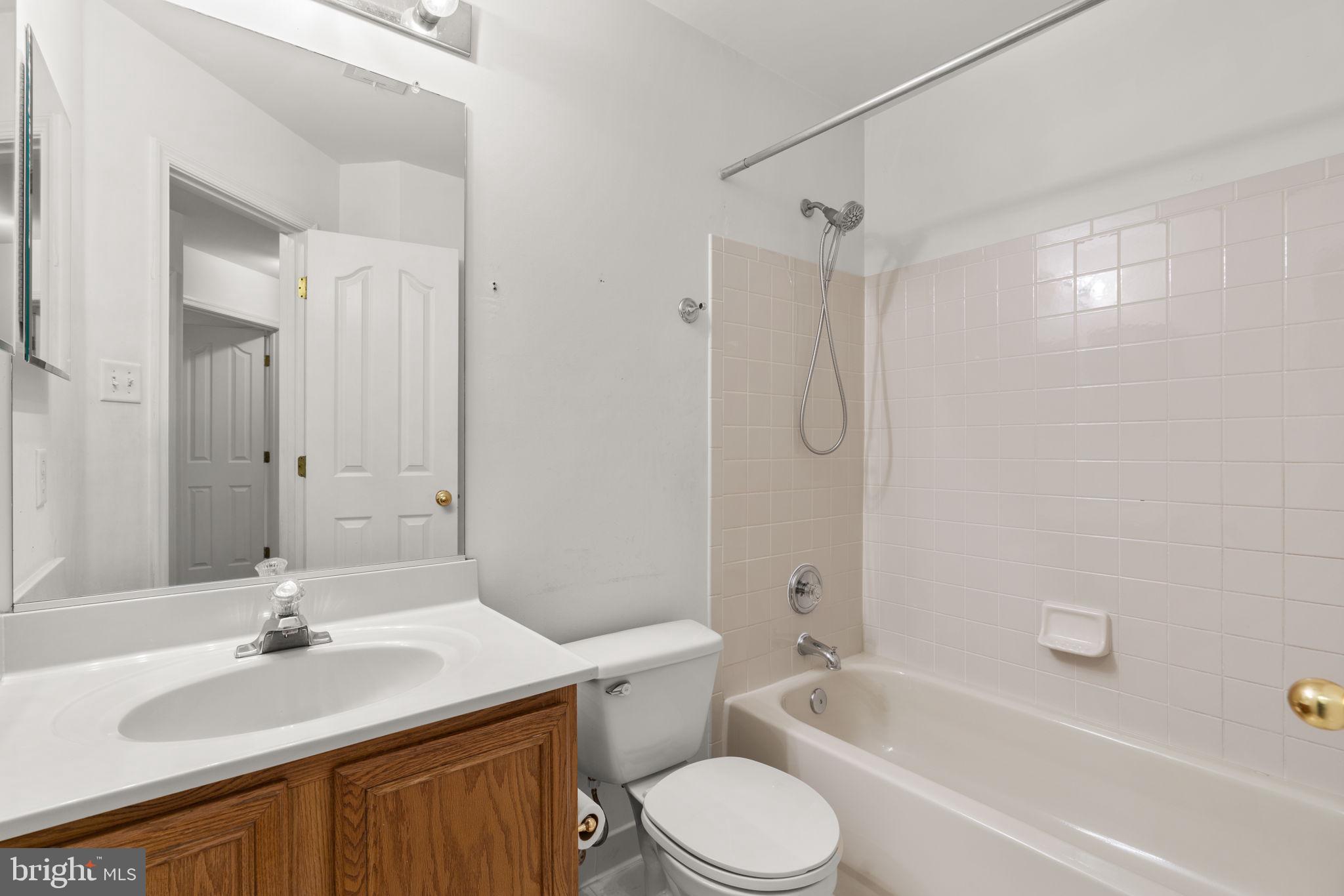 Real estate listing preview #17