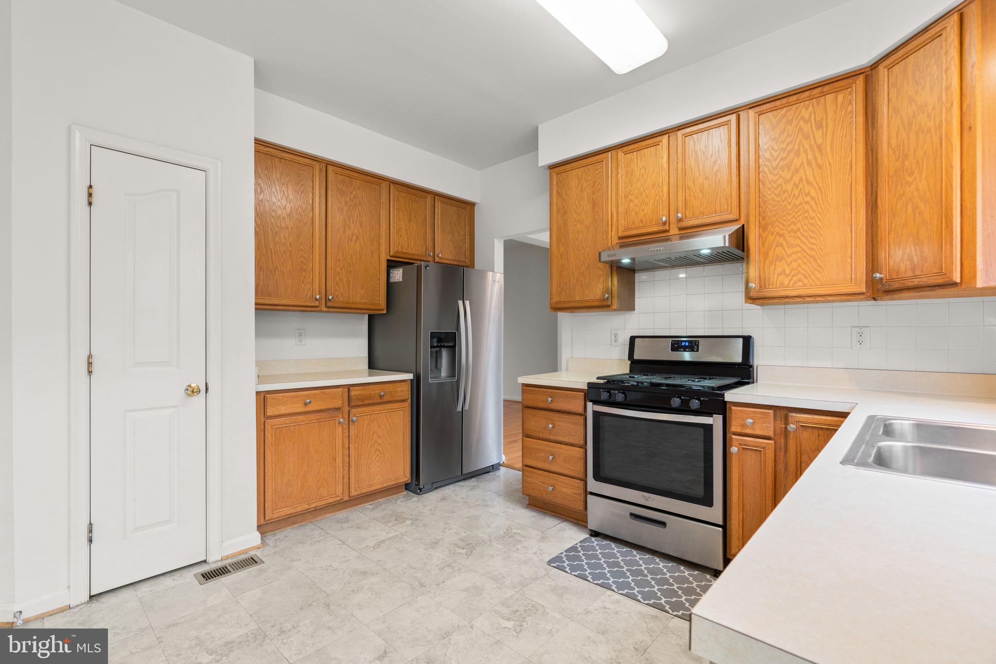 Real estate listing preview #5