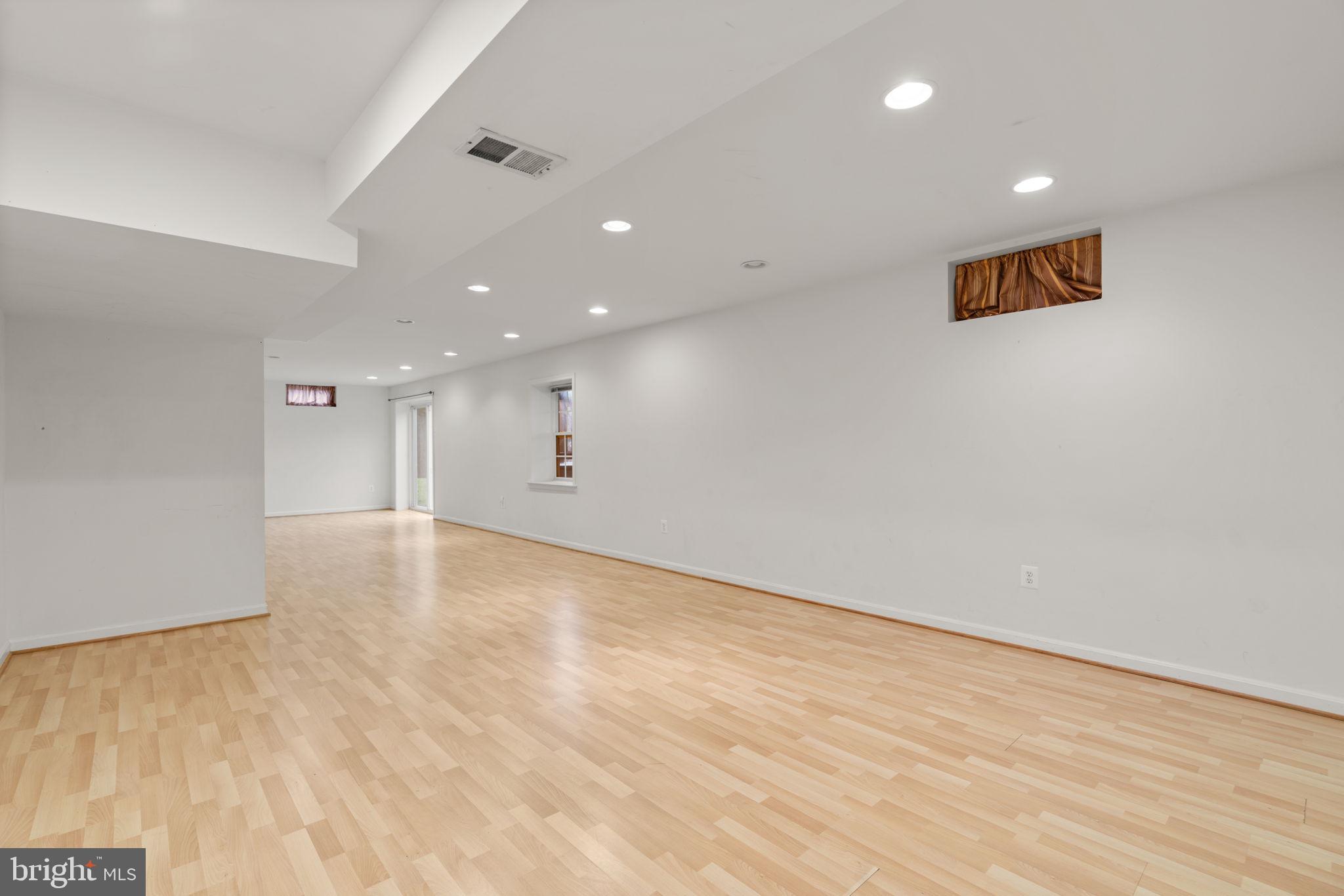 Real estate listing preview #19