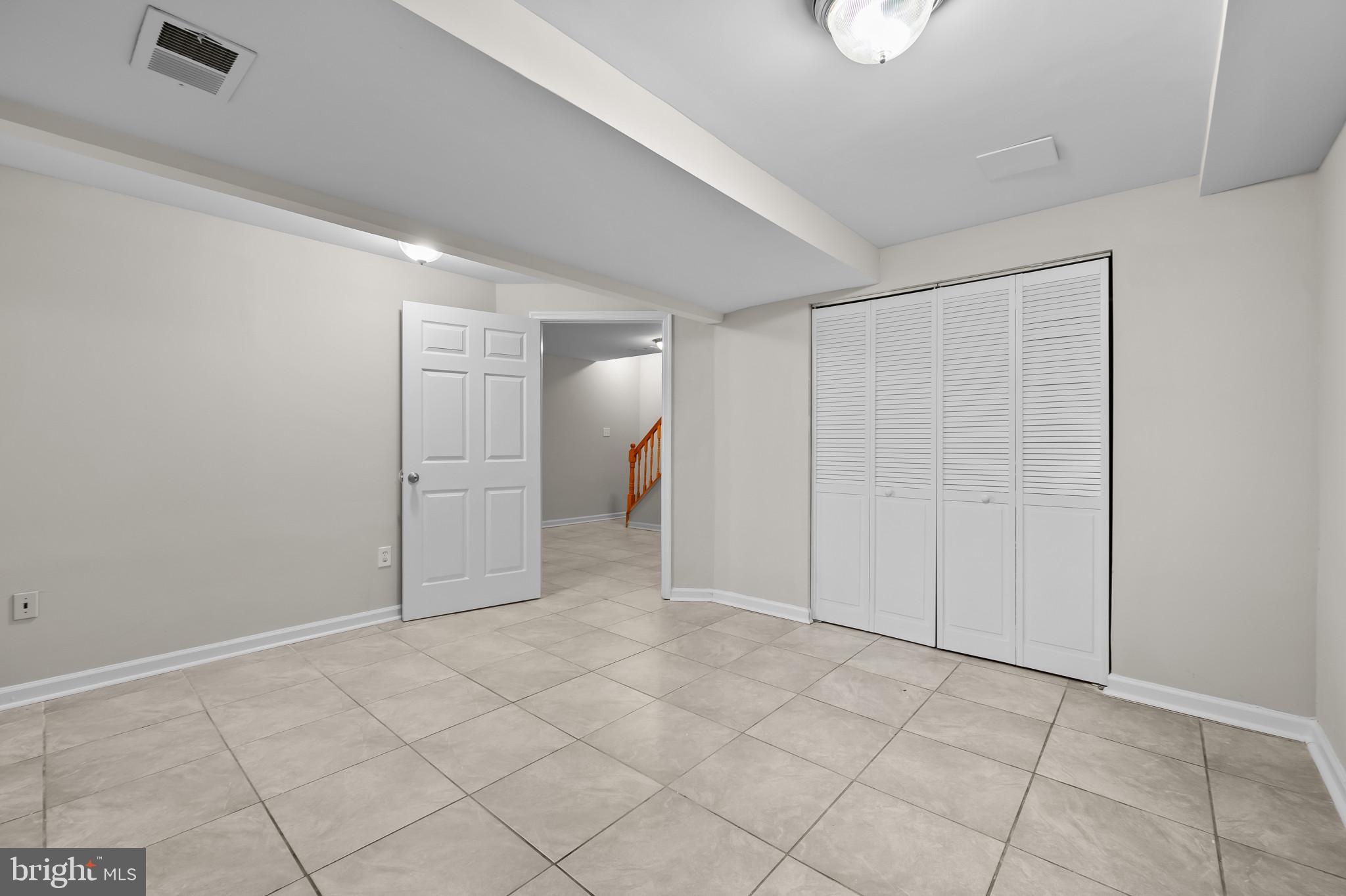 Real estate listing preview #22