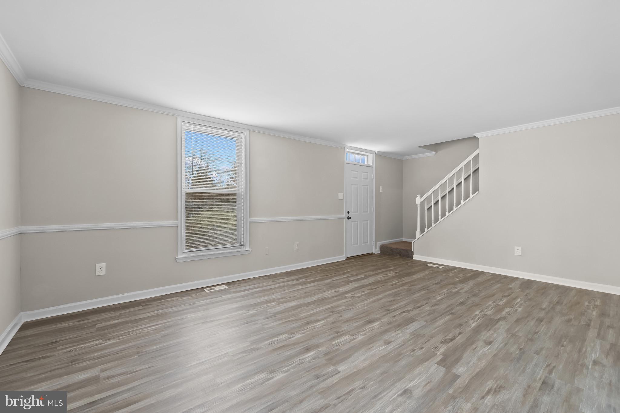 Real estate listing preview #3