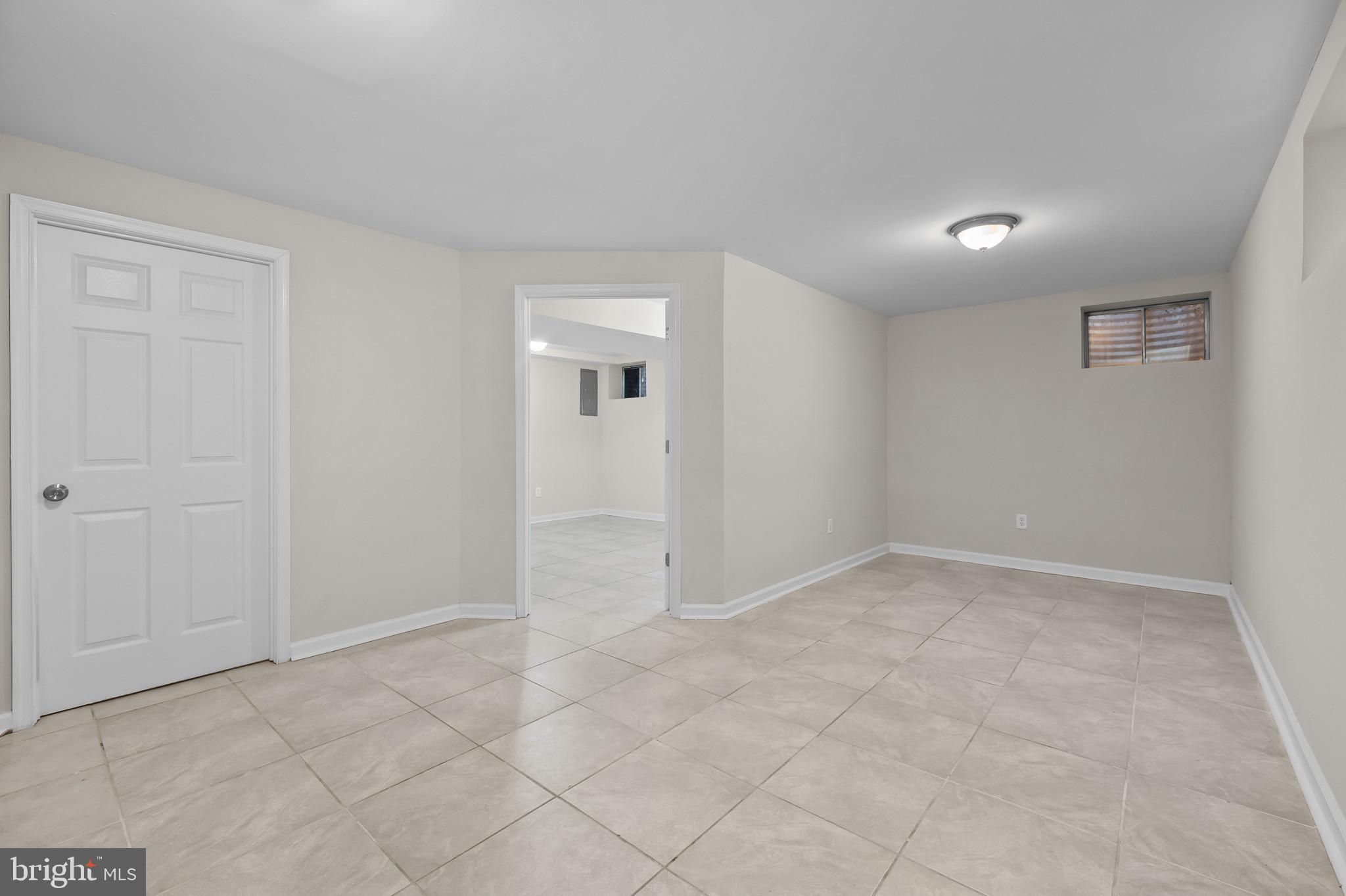 Real estate listing preview #16