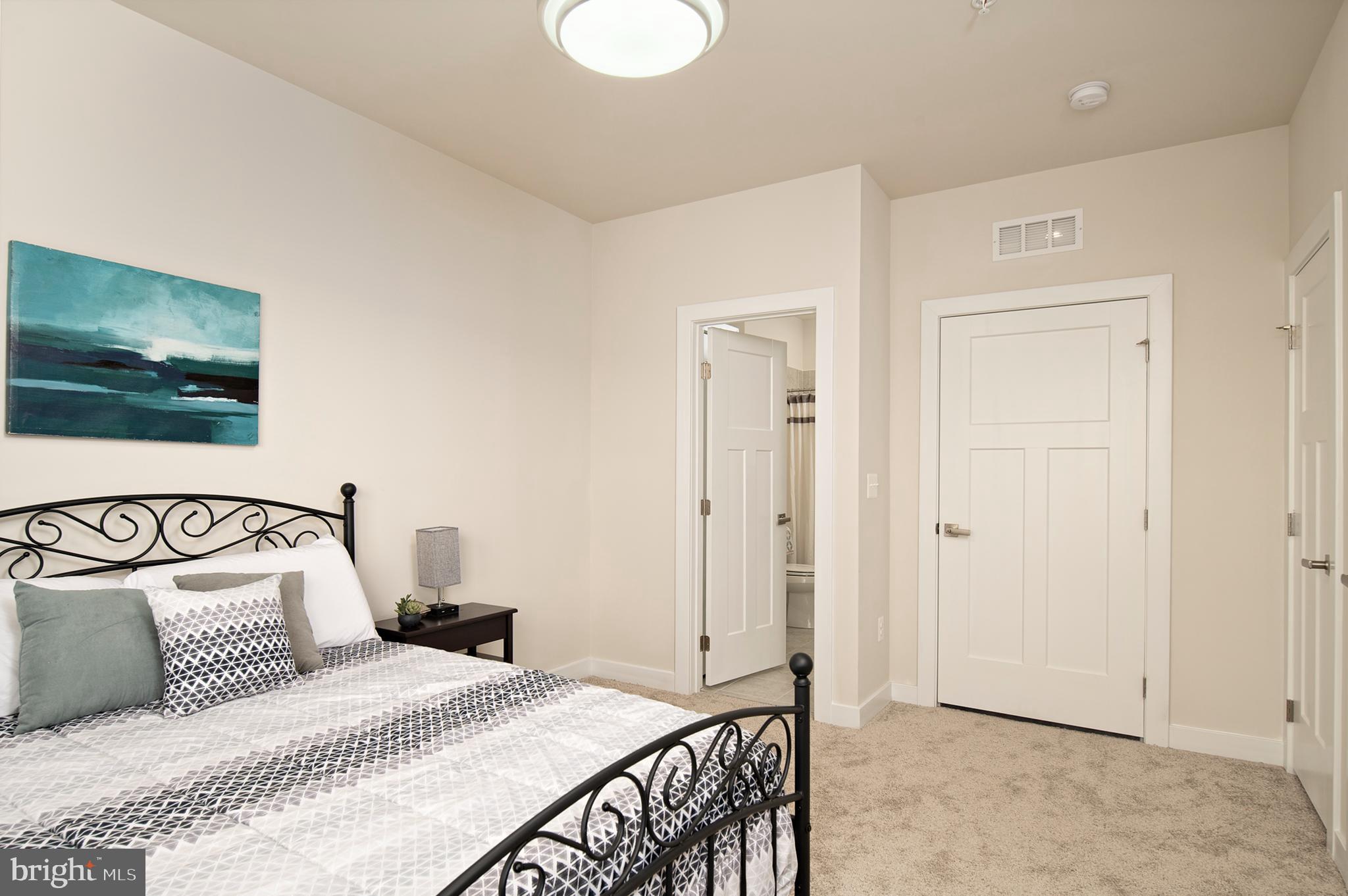 Real estate listing preview #23