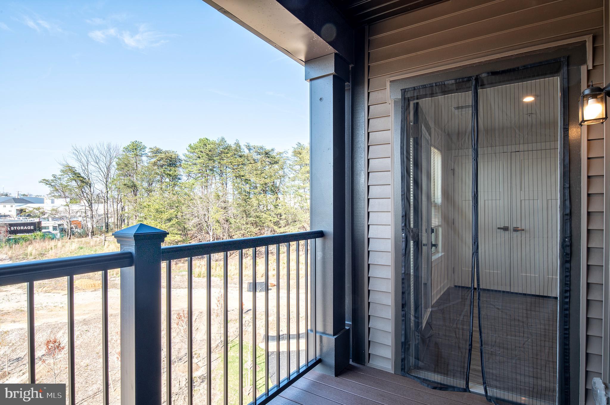 Real estate listing preview #14