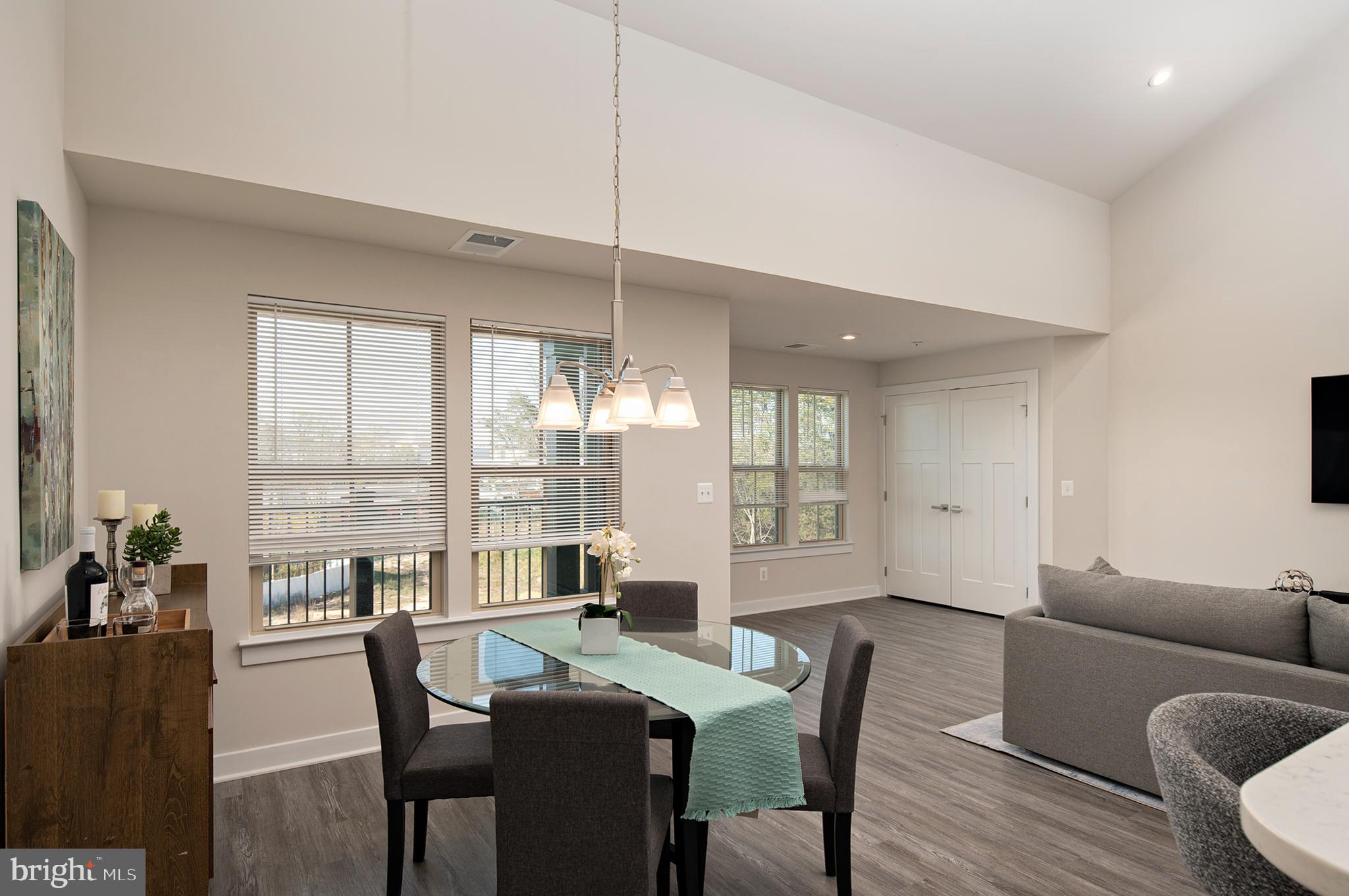 Real estate listing preview #13