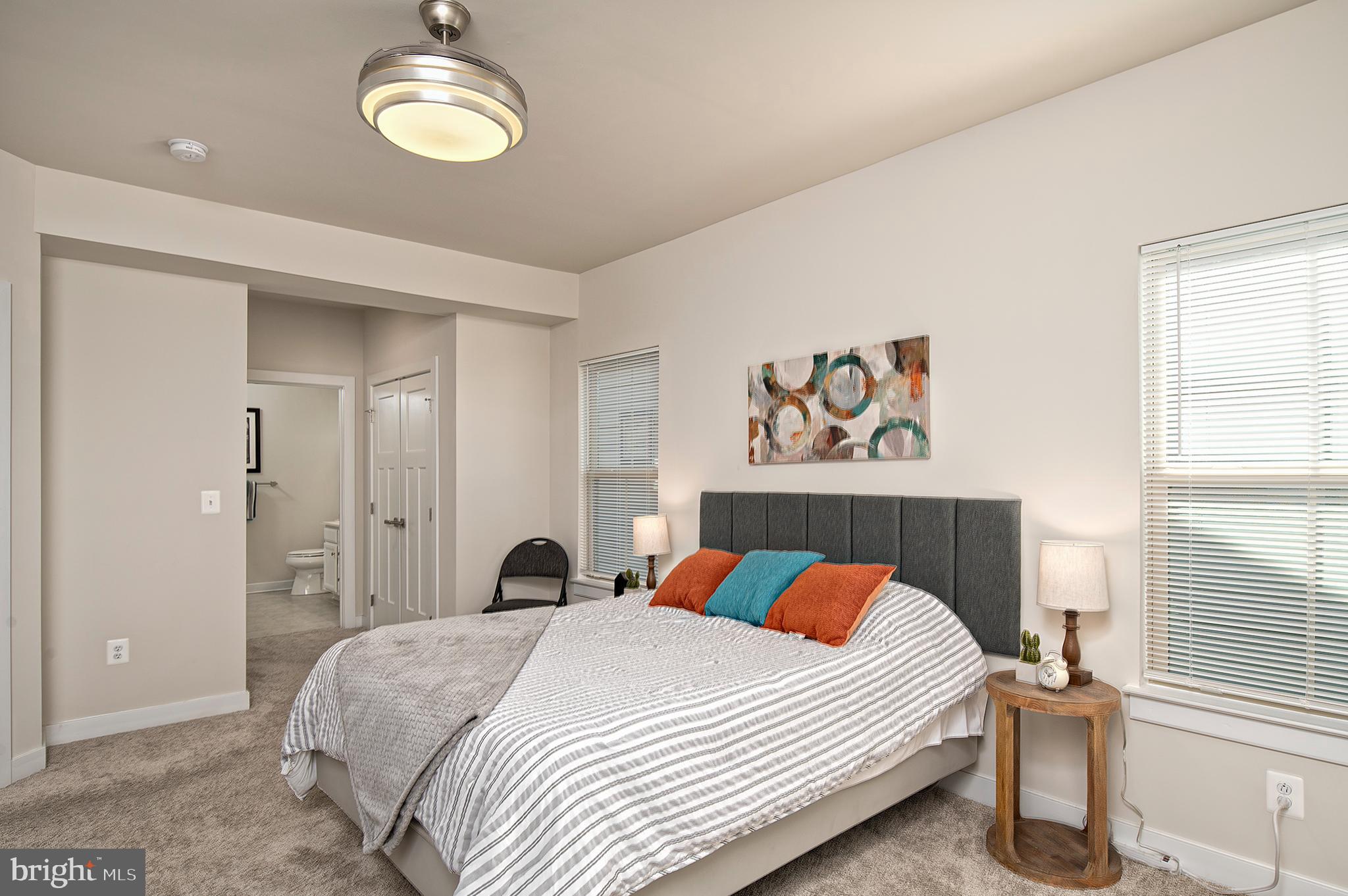 Real estate listing preview #17