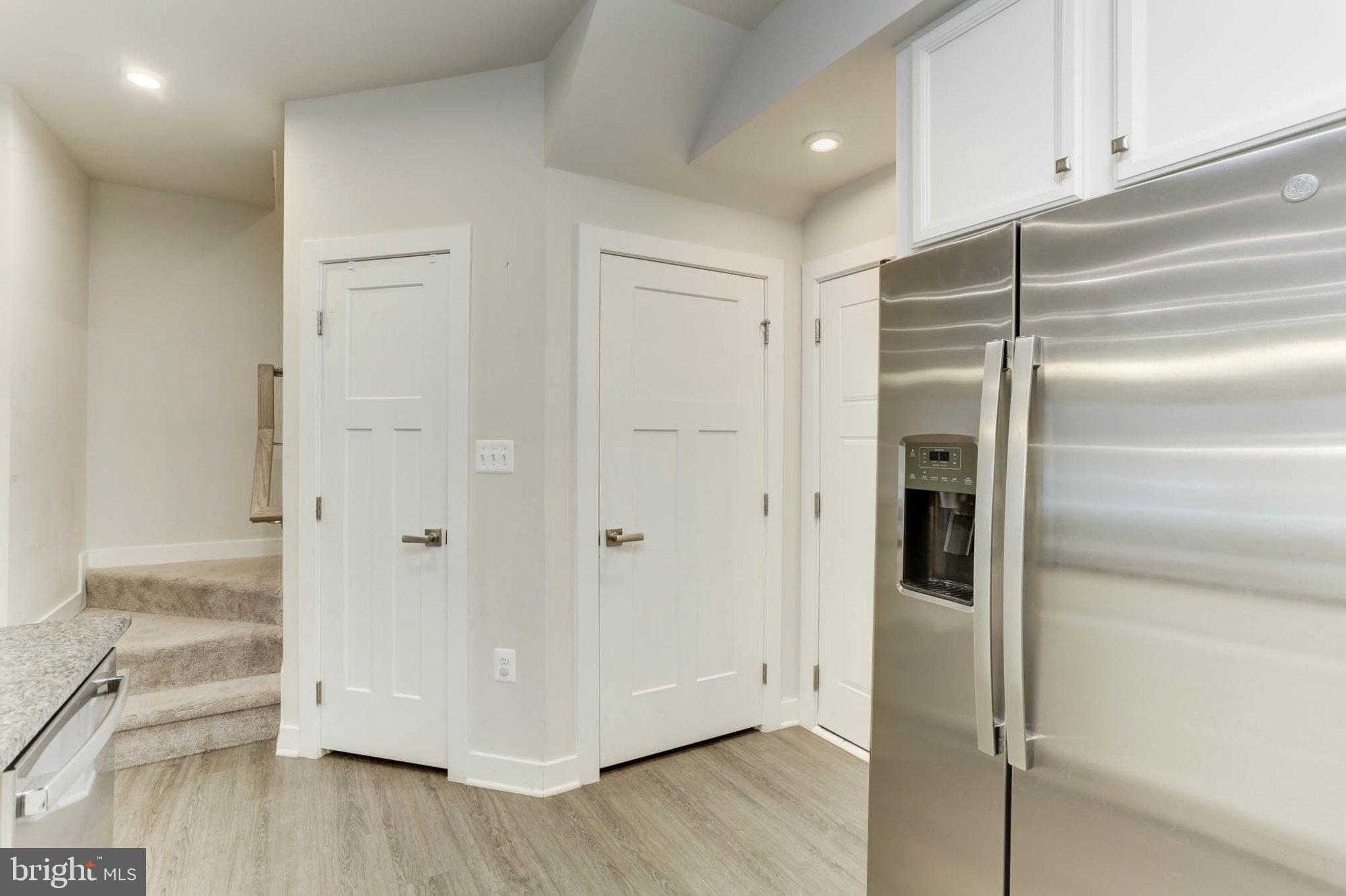 Real estate listing preview #11