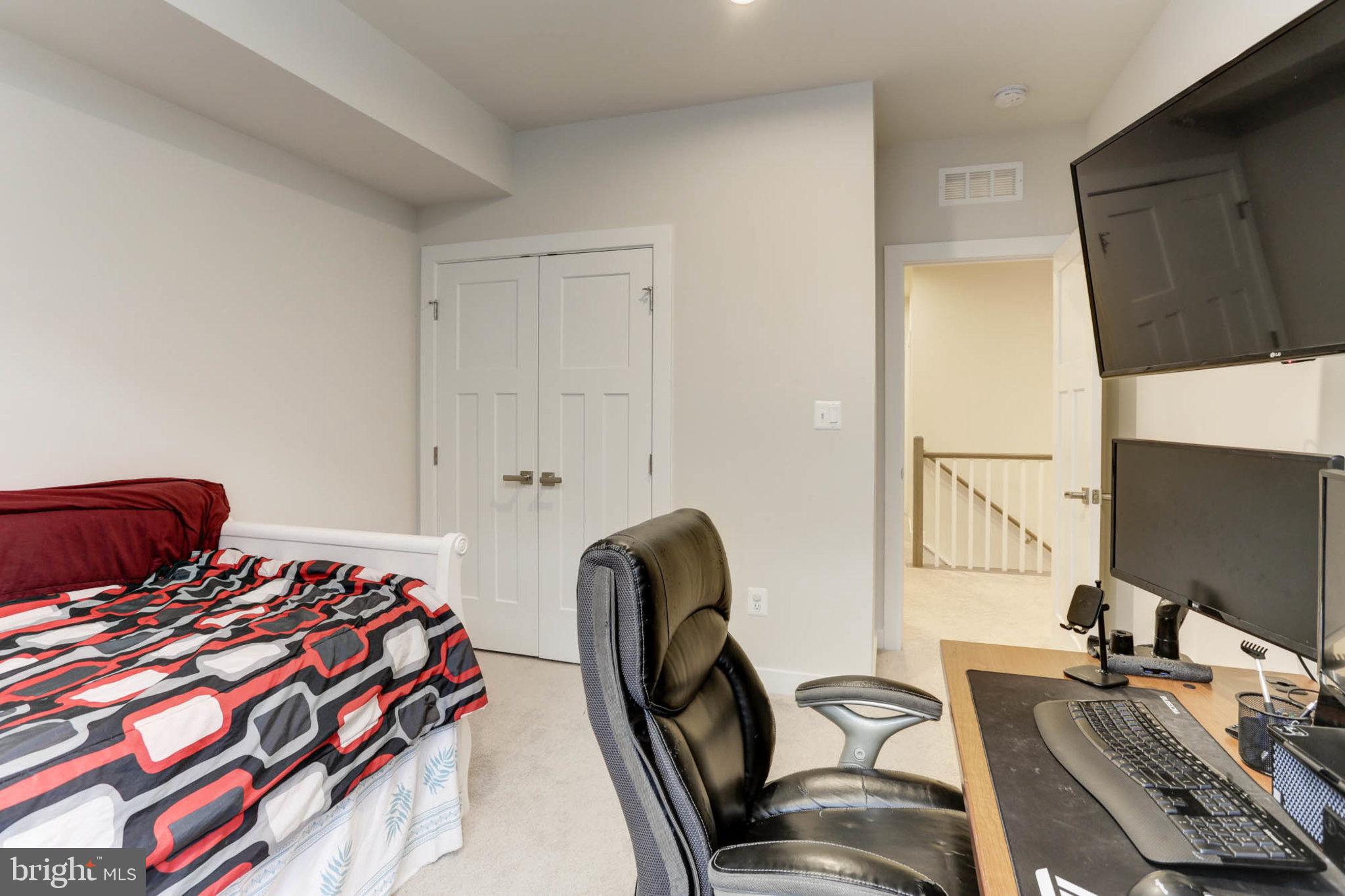 Real estate listing preview #19