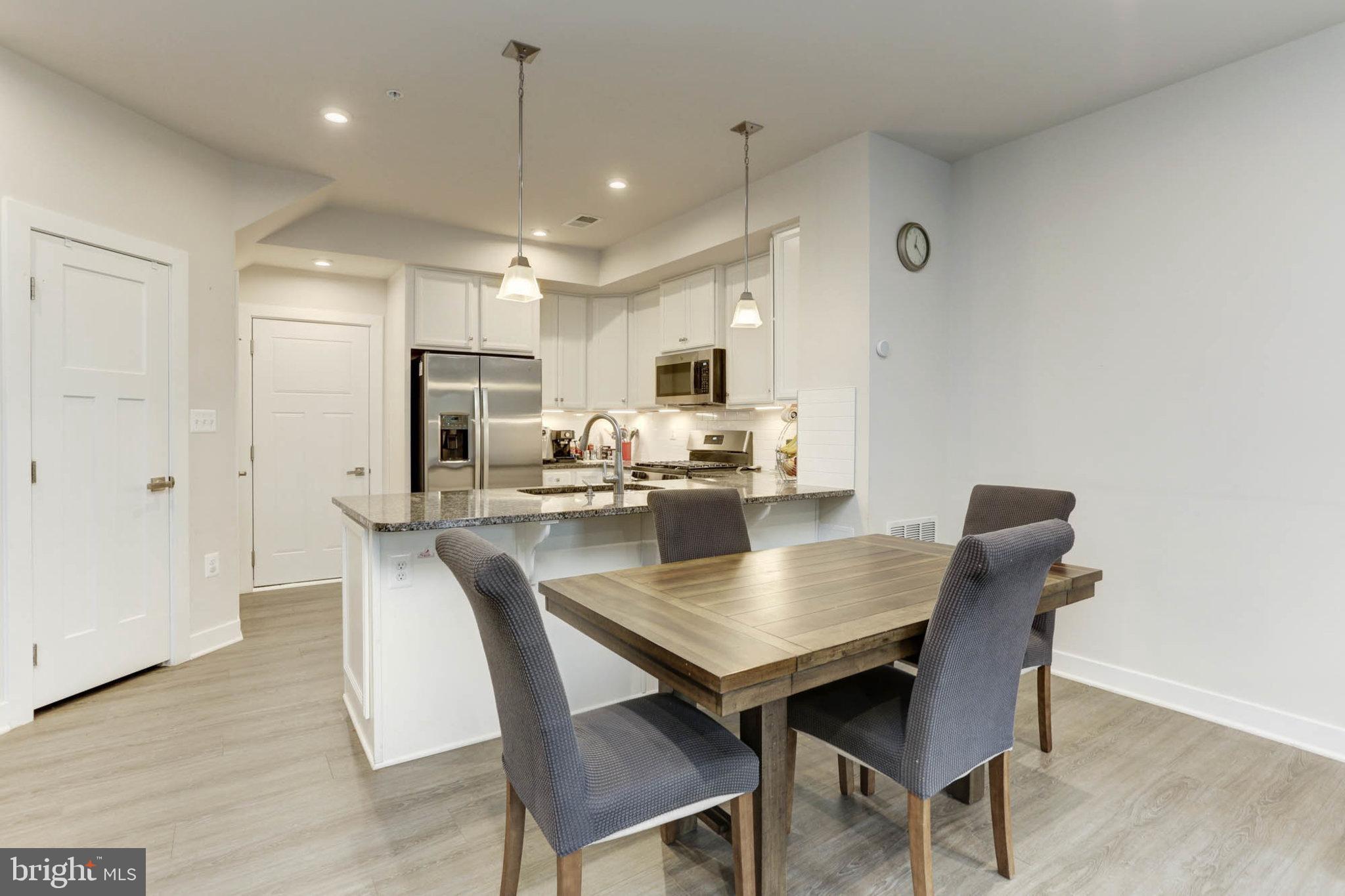 Real estate listing preview #7