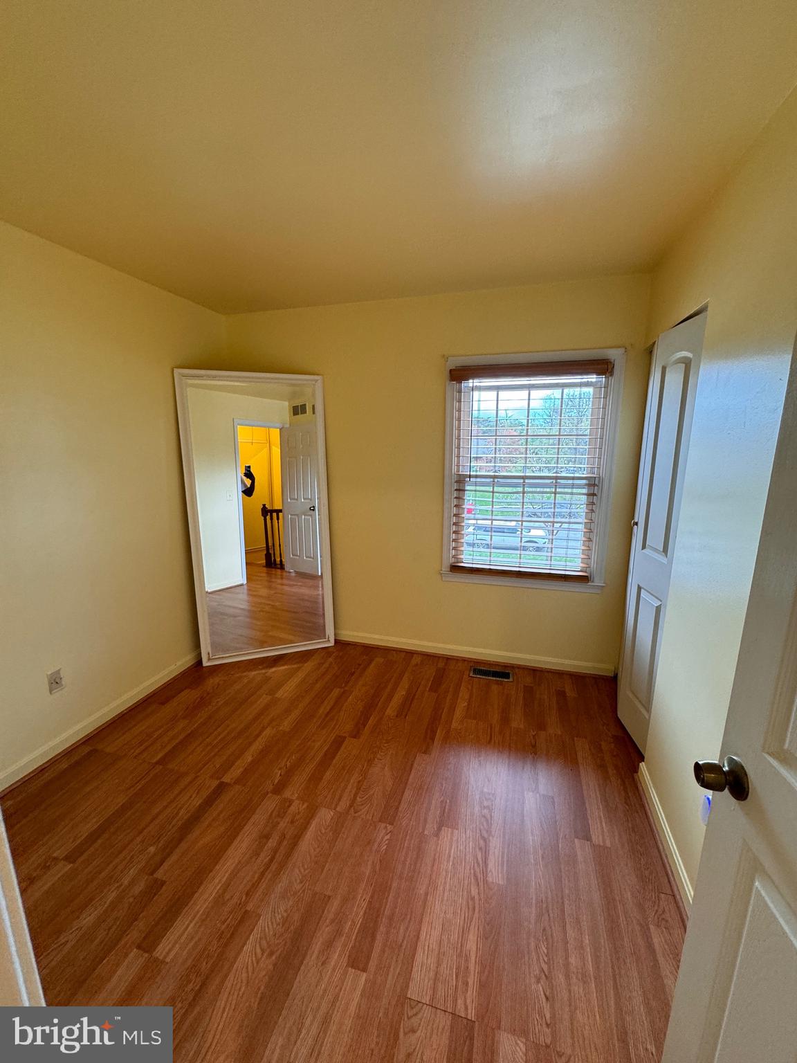 Real estate listing preview #29