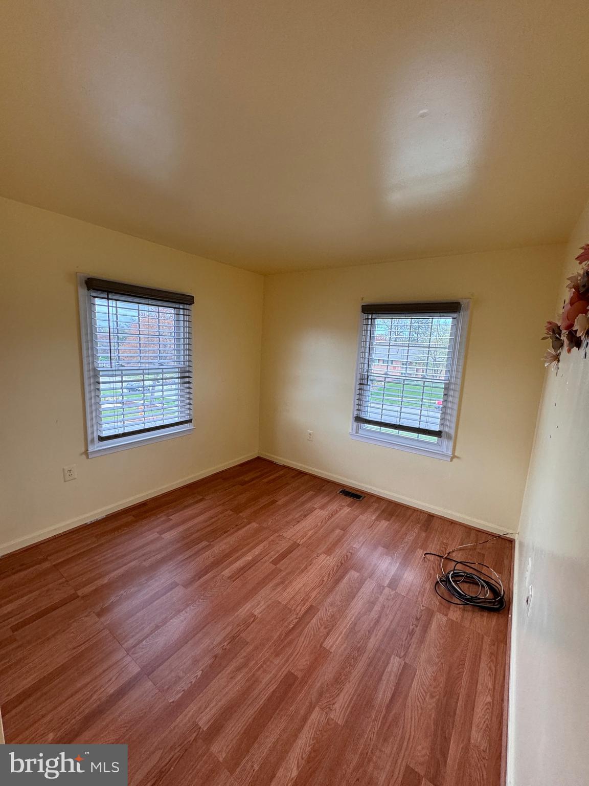 Real estate listing preview #25