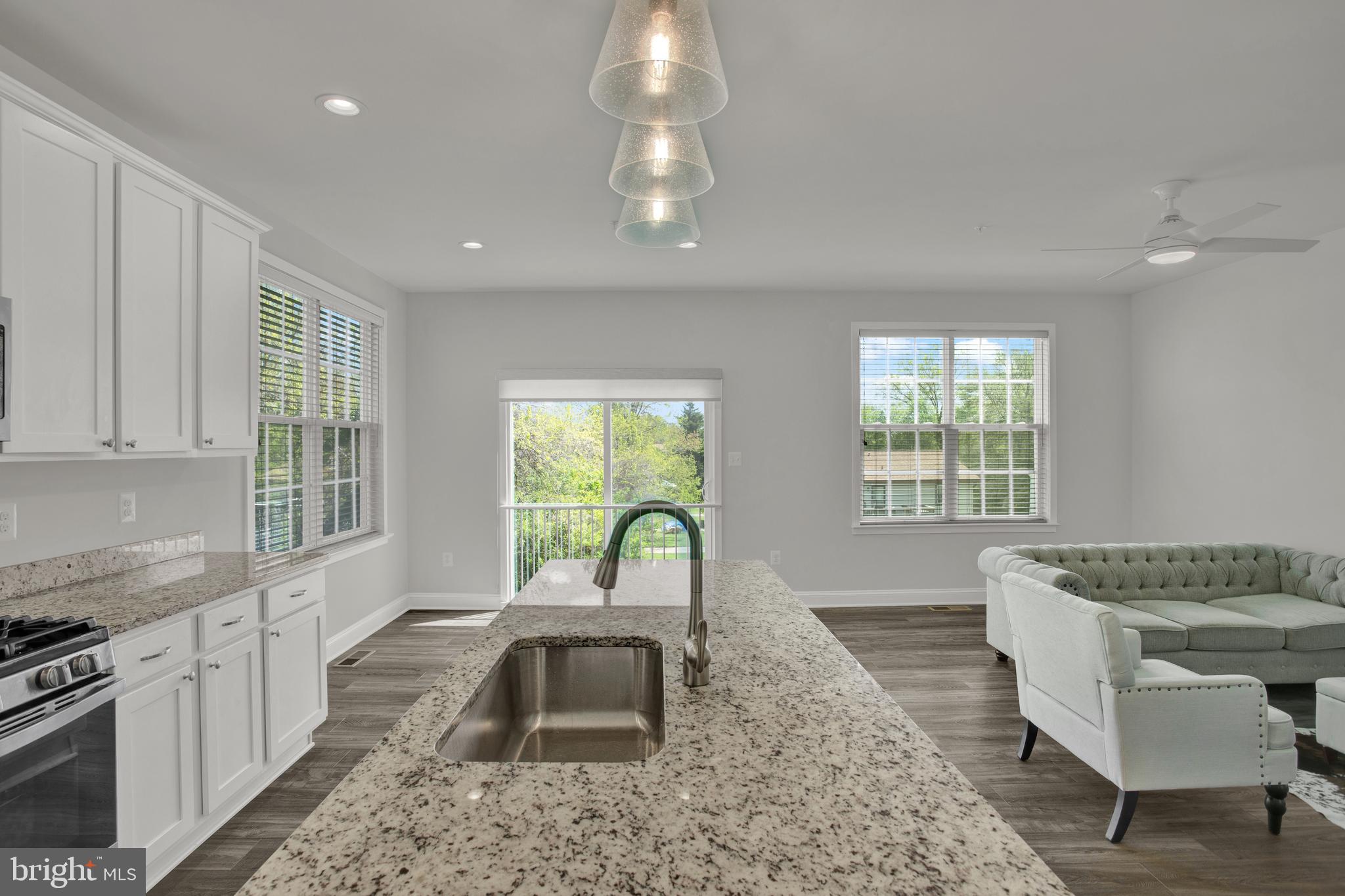 Real estate listing preview #5