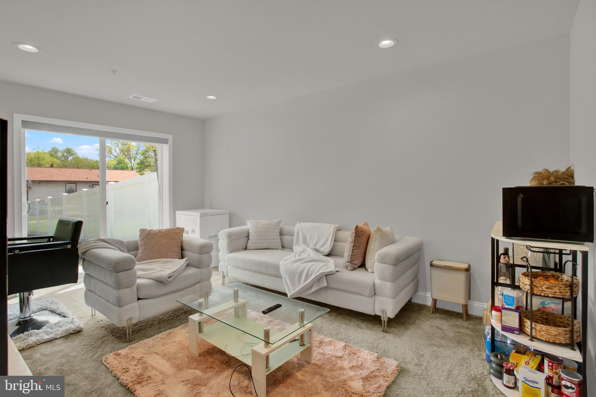 Real estate listing preview #13