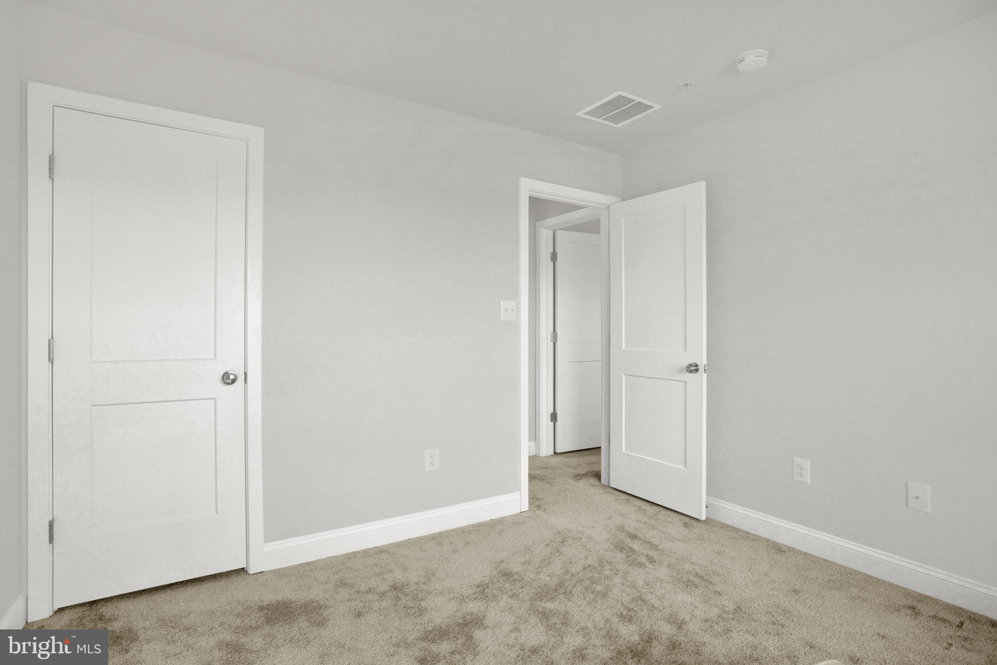 Real estate listing preview #23