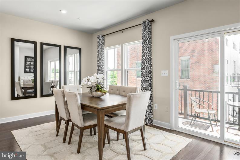 Real estate listing preview #4