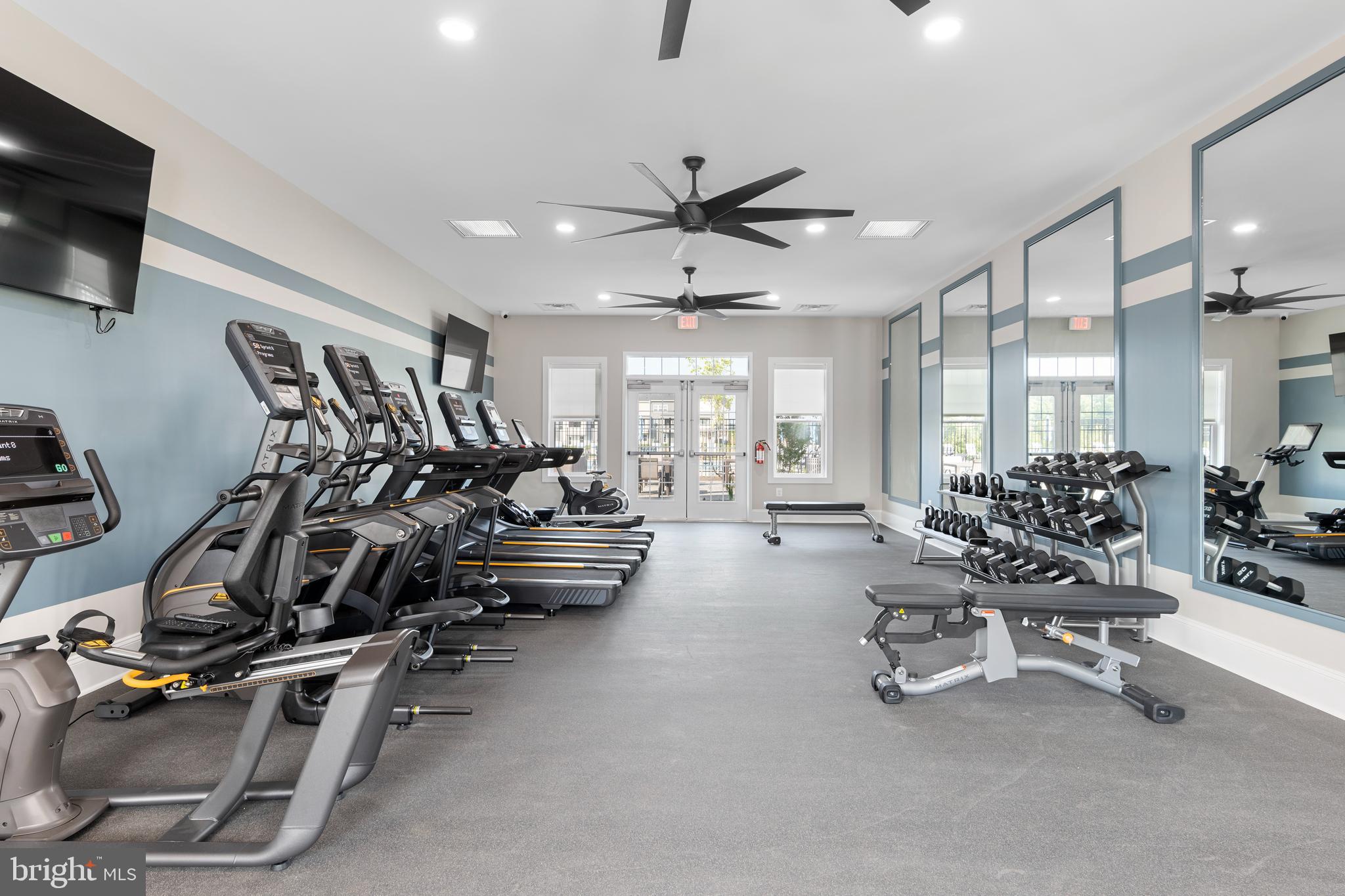 Real estate listing preview #14