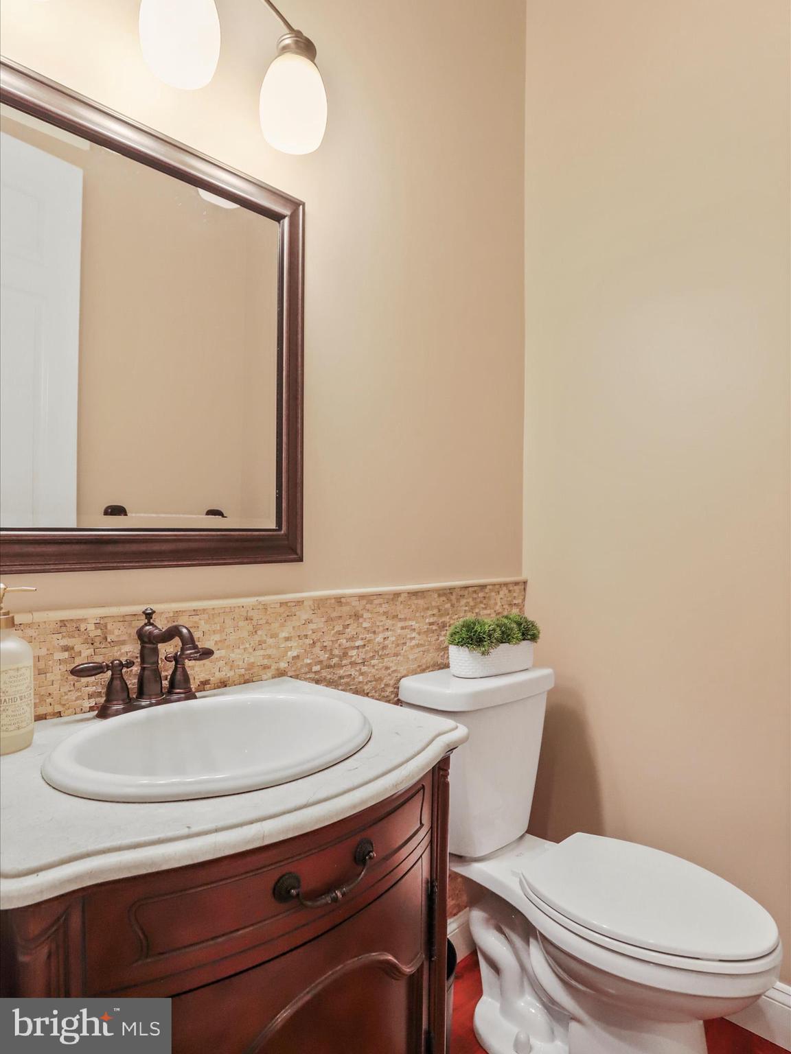 Real estate listing preview #17