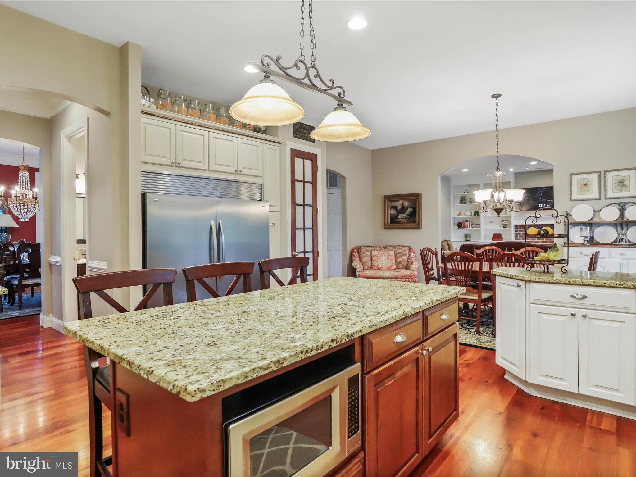 Real estate listing preview #11