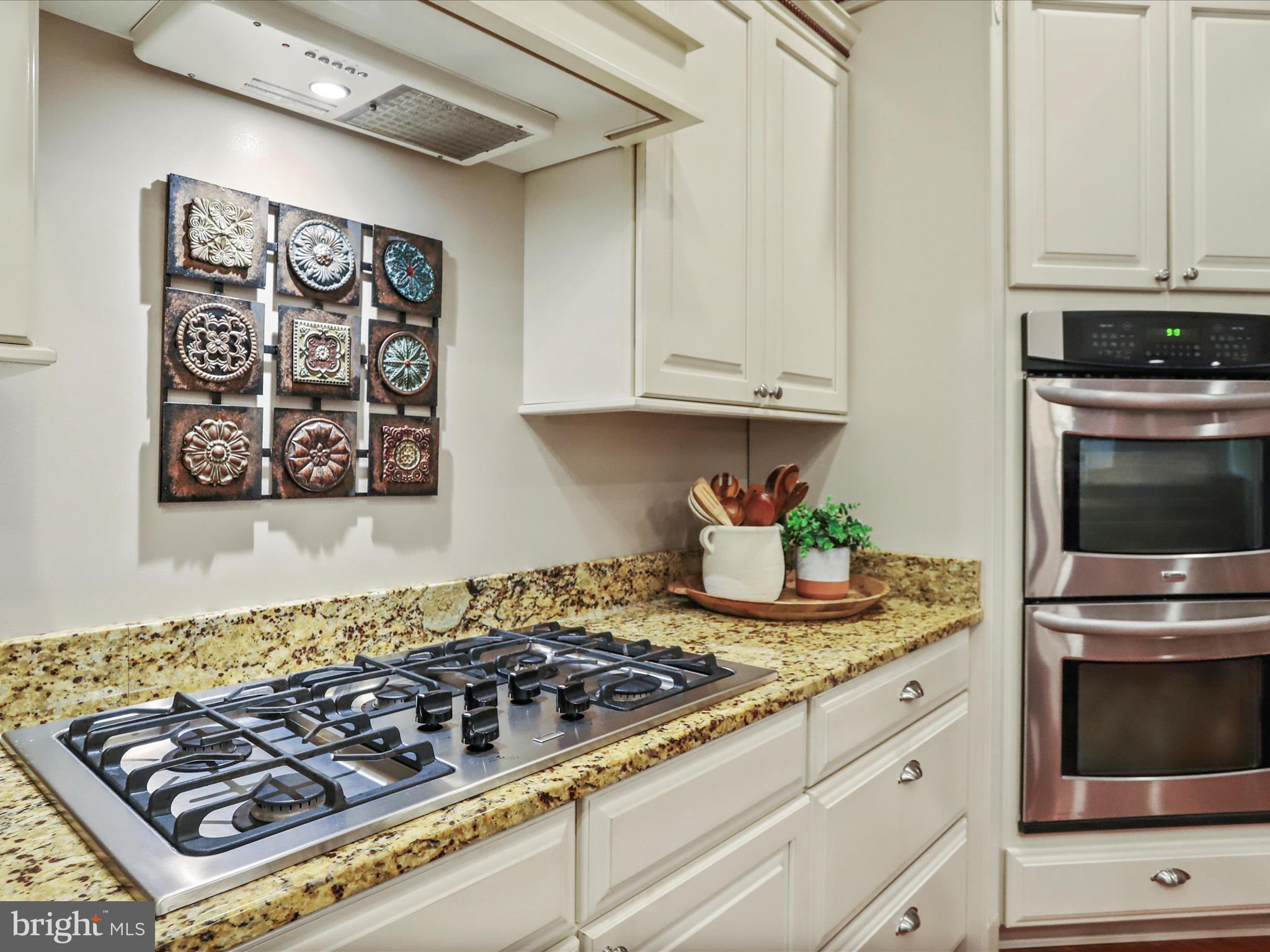 Real estate listing preview #13