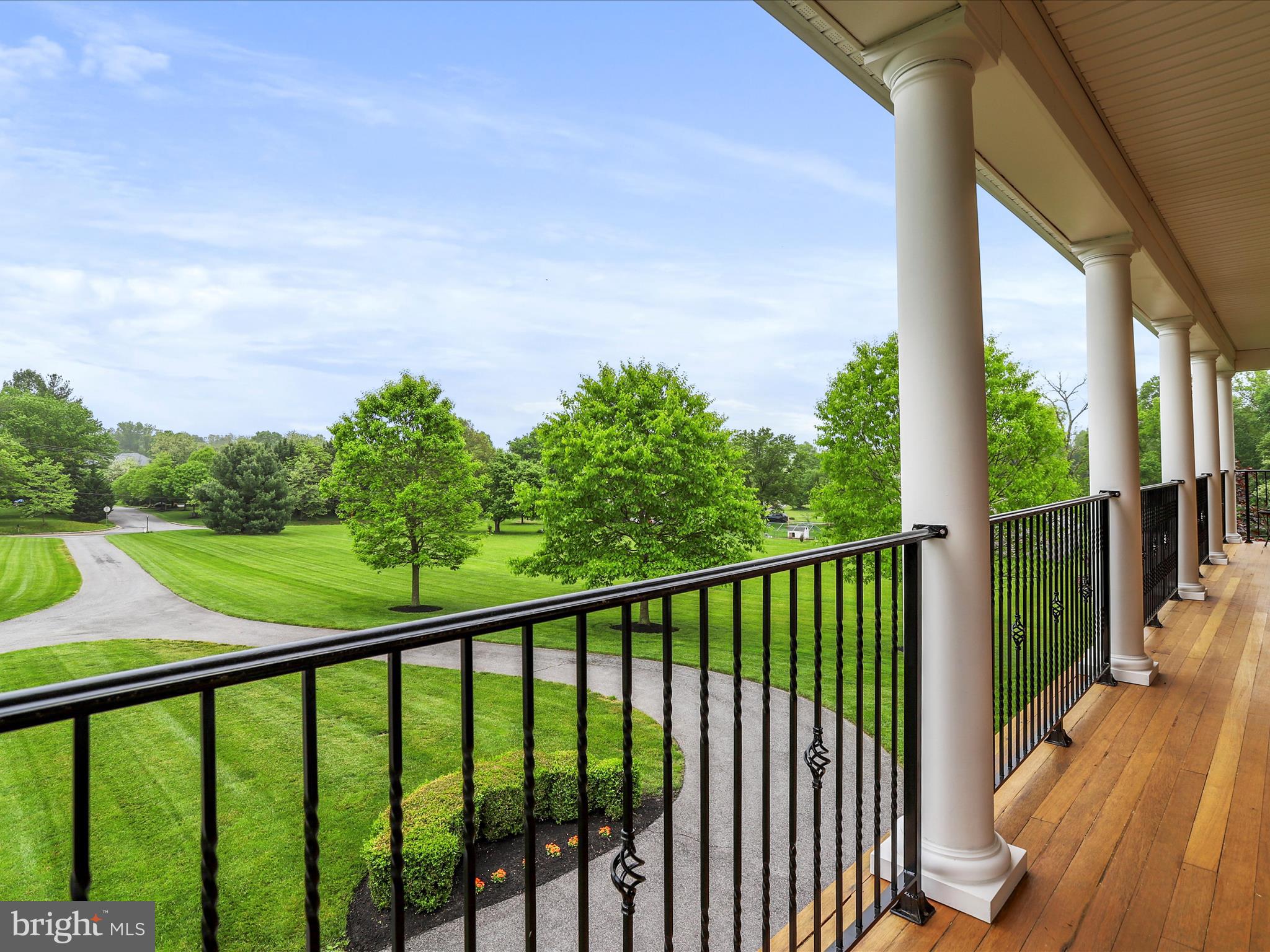 Real estate listing preview #48