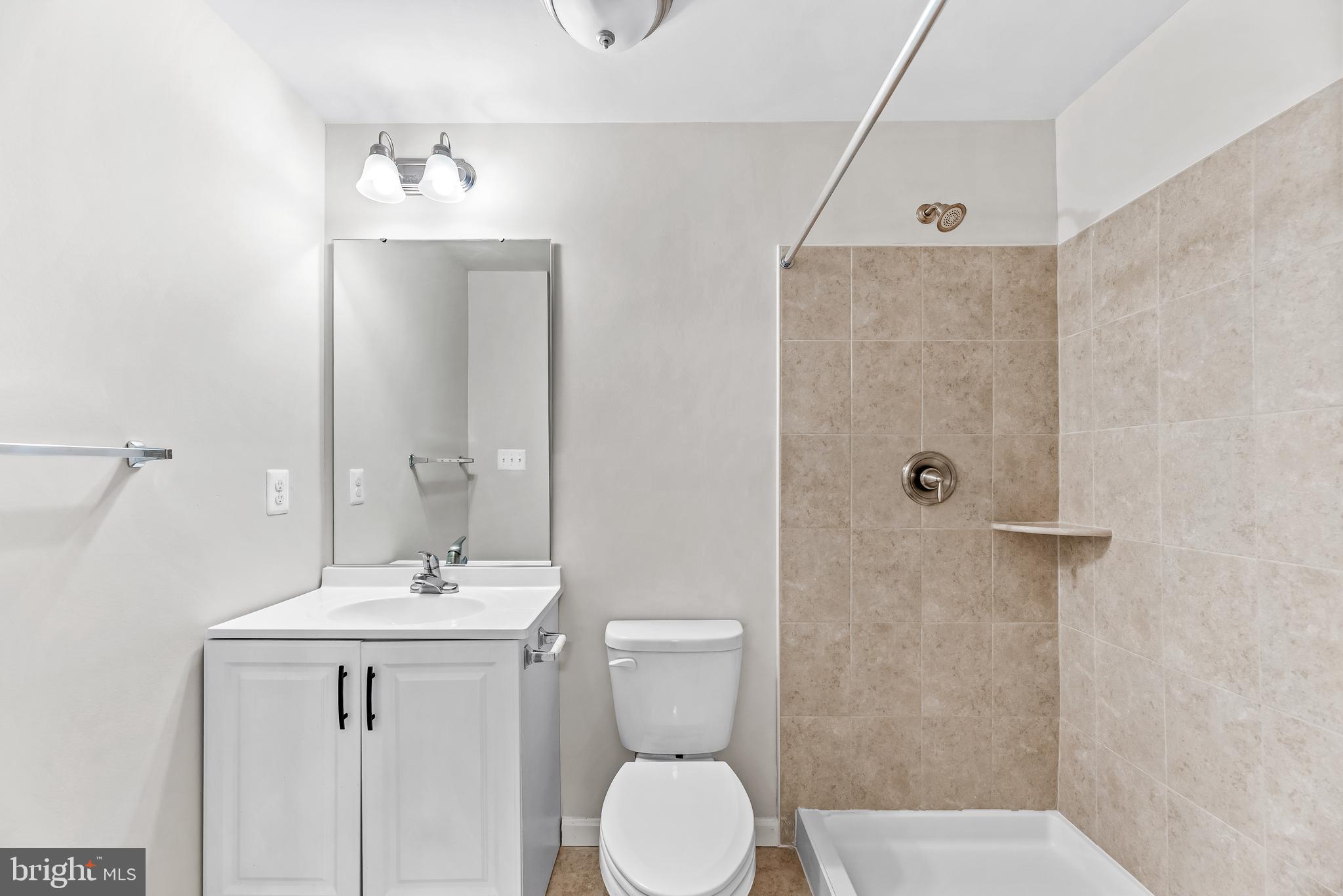 Real estate listing preview #34