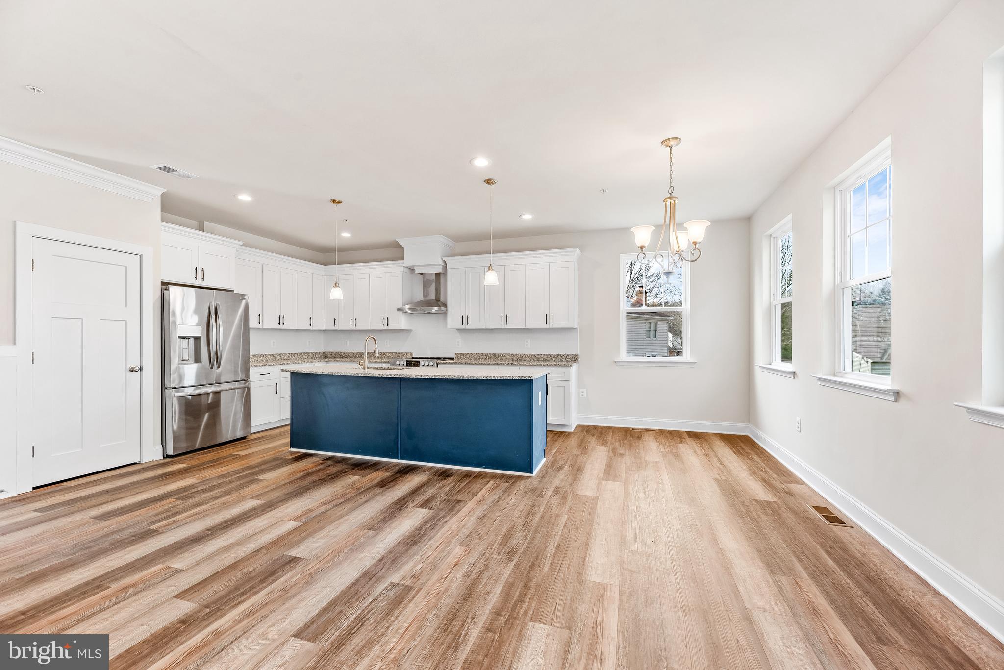 Real estate listing preview #10