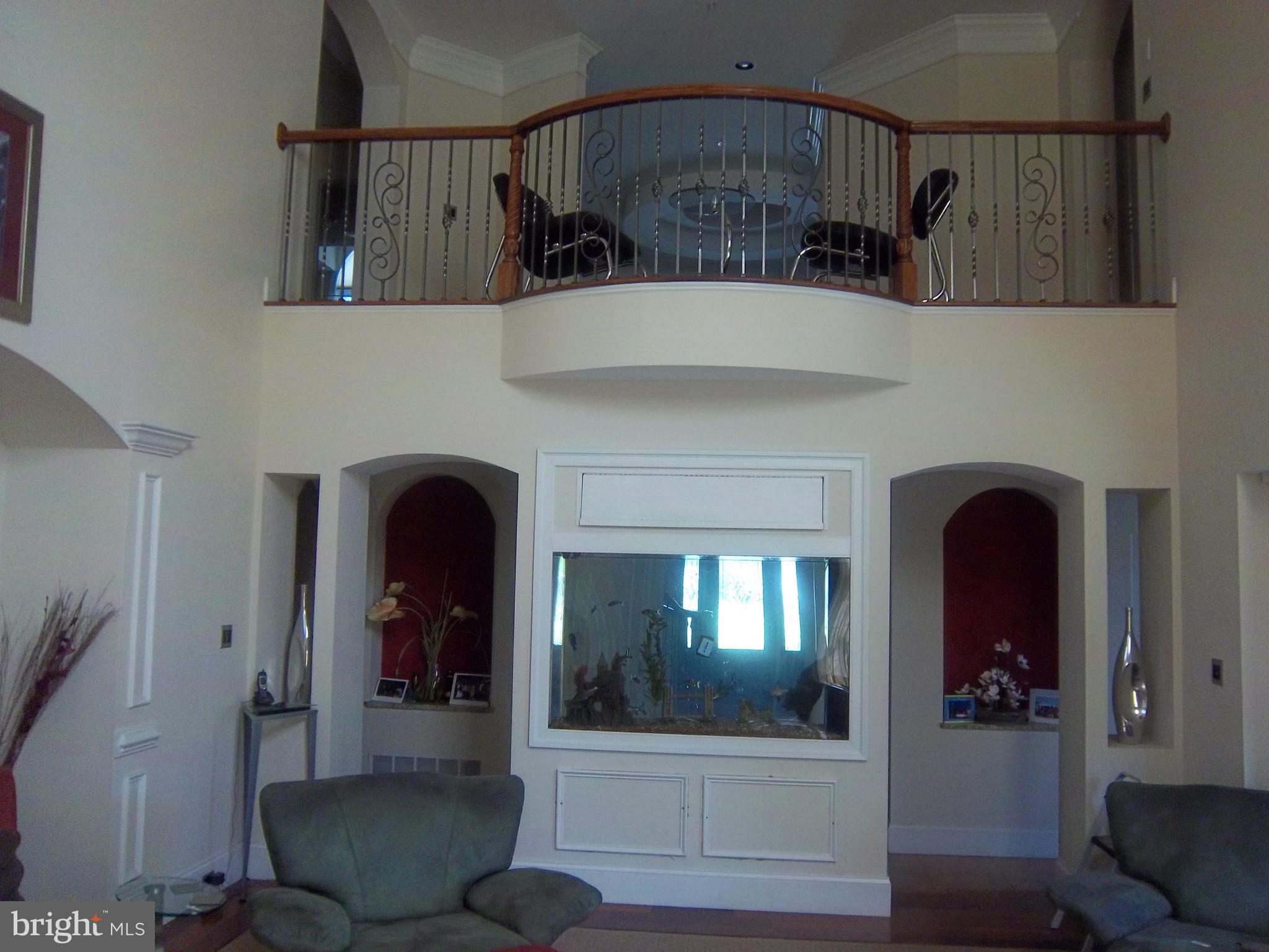 Real estate listing preview #24