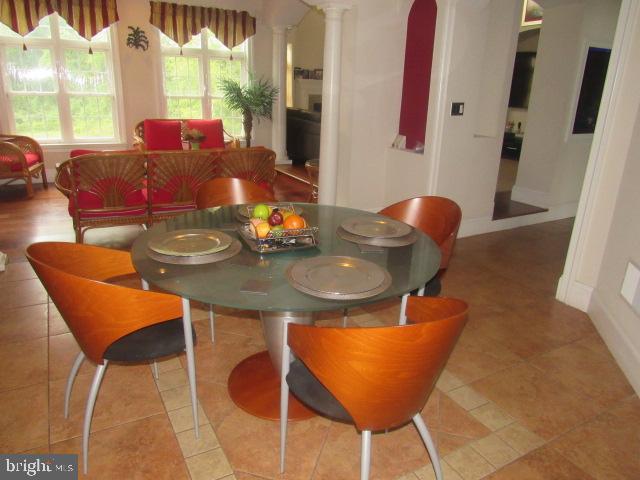 Real estate listing preview #16