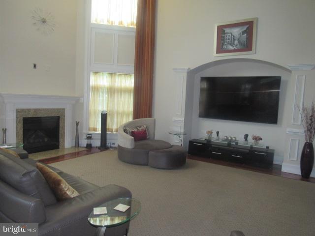 Real estate listing preview #9